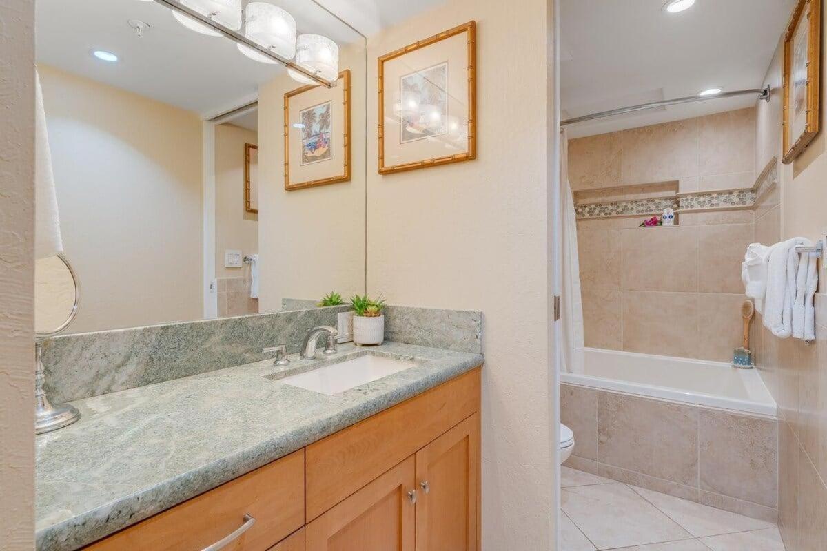 Kaanapali Shores 515 · KS 515 Updated 2Bedroom at BeachFron