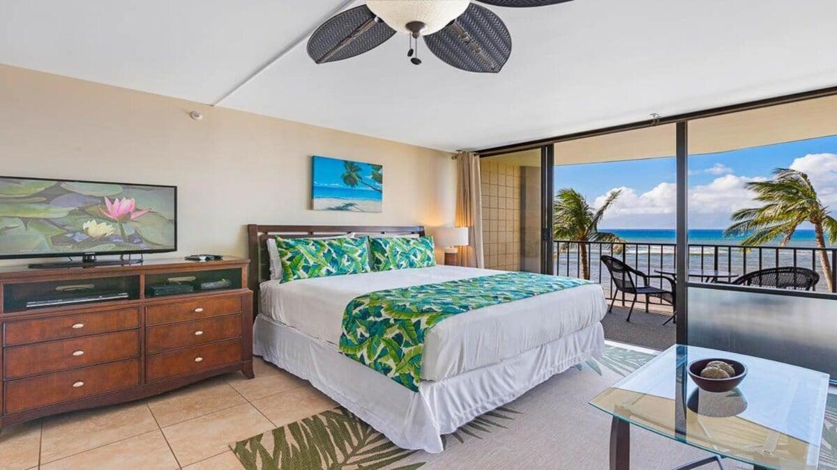 Valley Isle 407 · VI 407 BeachFront Studio w Pool