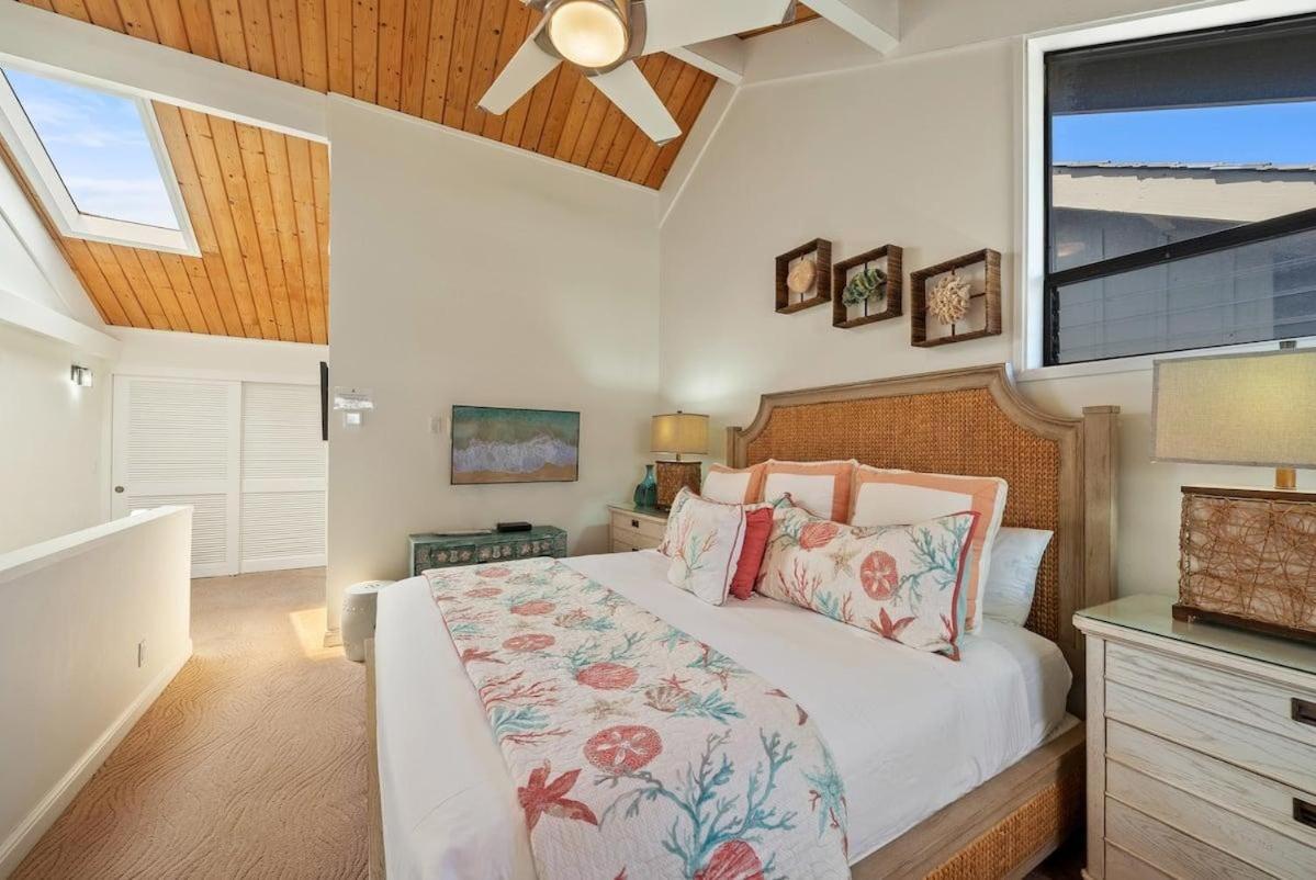 Kahana Village 34 · KHV 34 Direct Ocean Front Views 2BD Kahana C