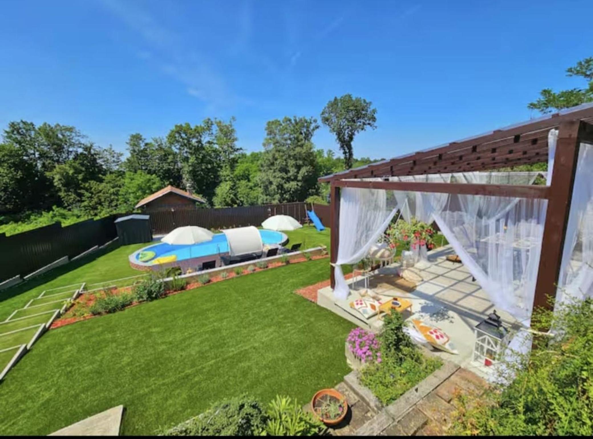 Luxury Pool Villa Aurora