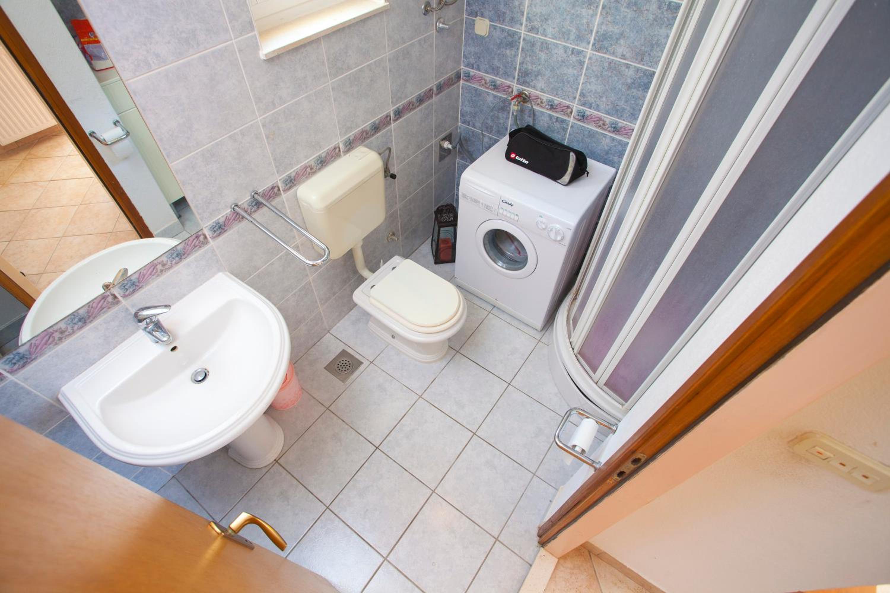 Photo 40