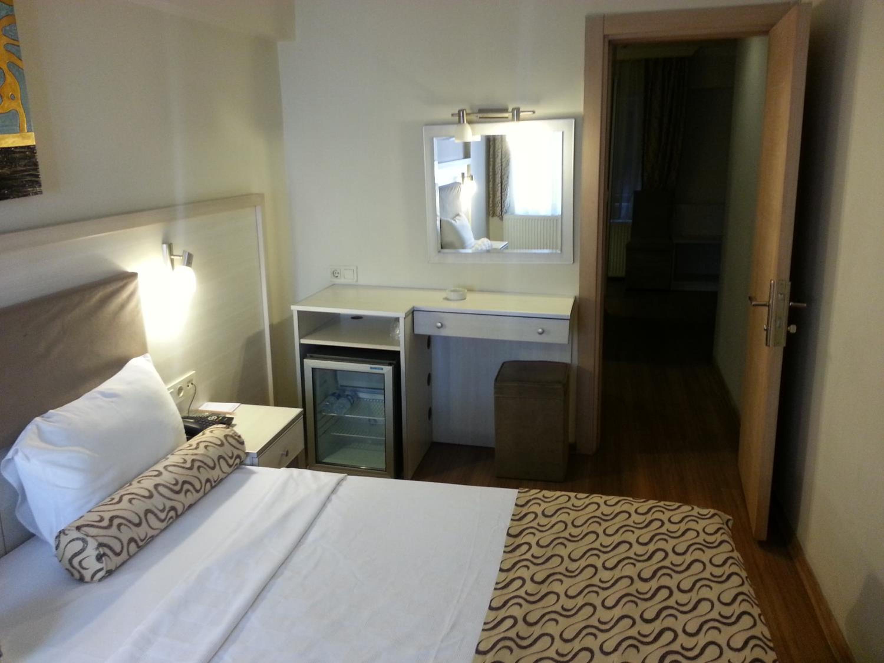 Grand Zeybek Hotel - Image 27