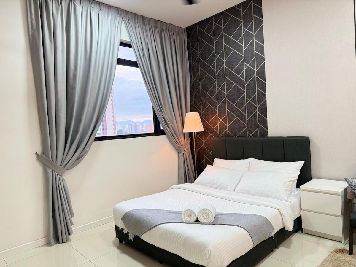 Chambers Suite By Relaxed Home