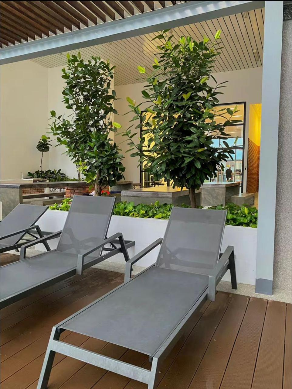 Chambers Suite By Relaxed Home