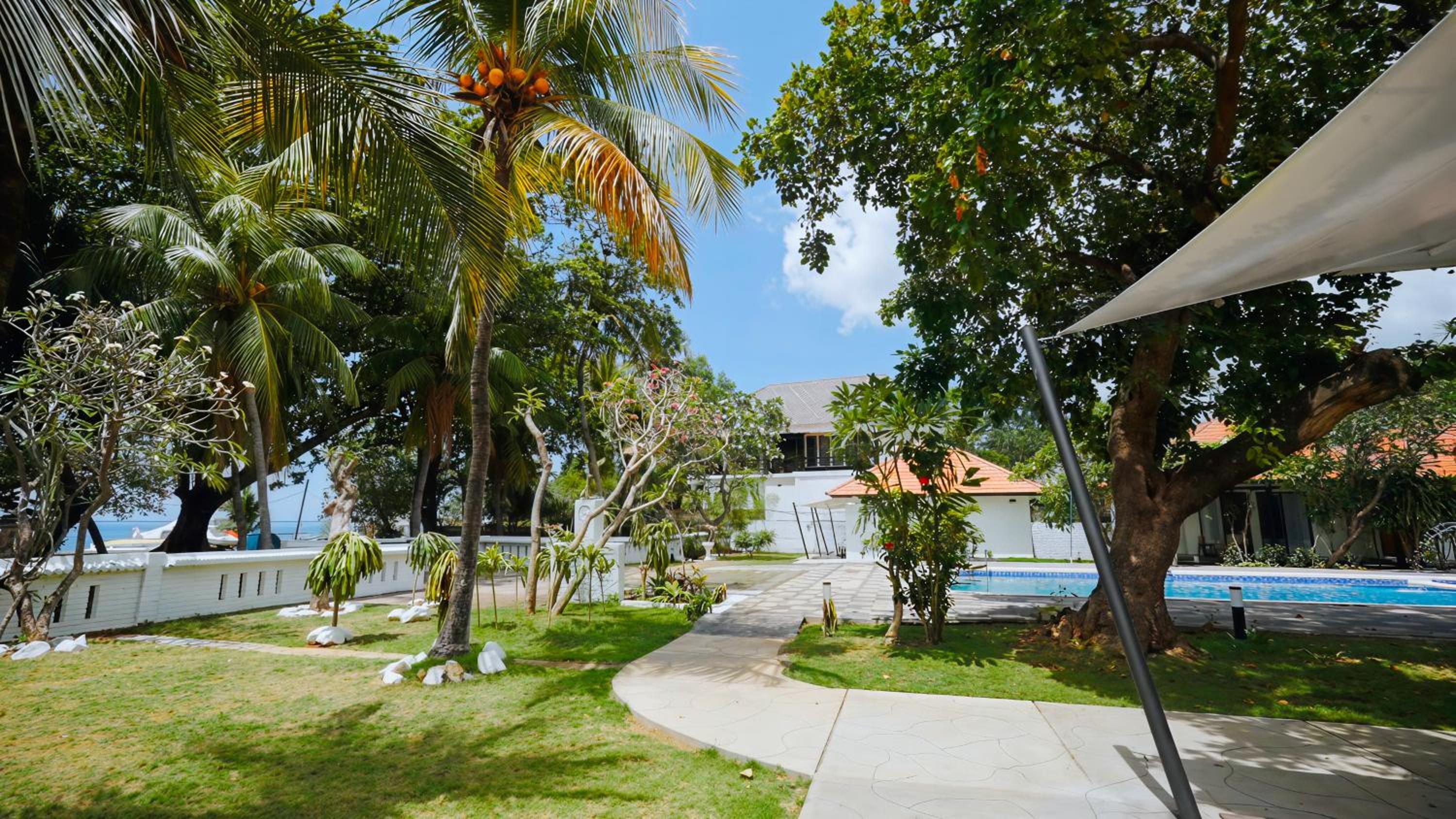 K's Beach Resort