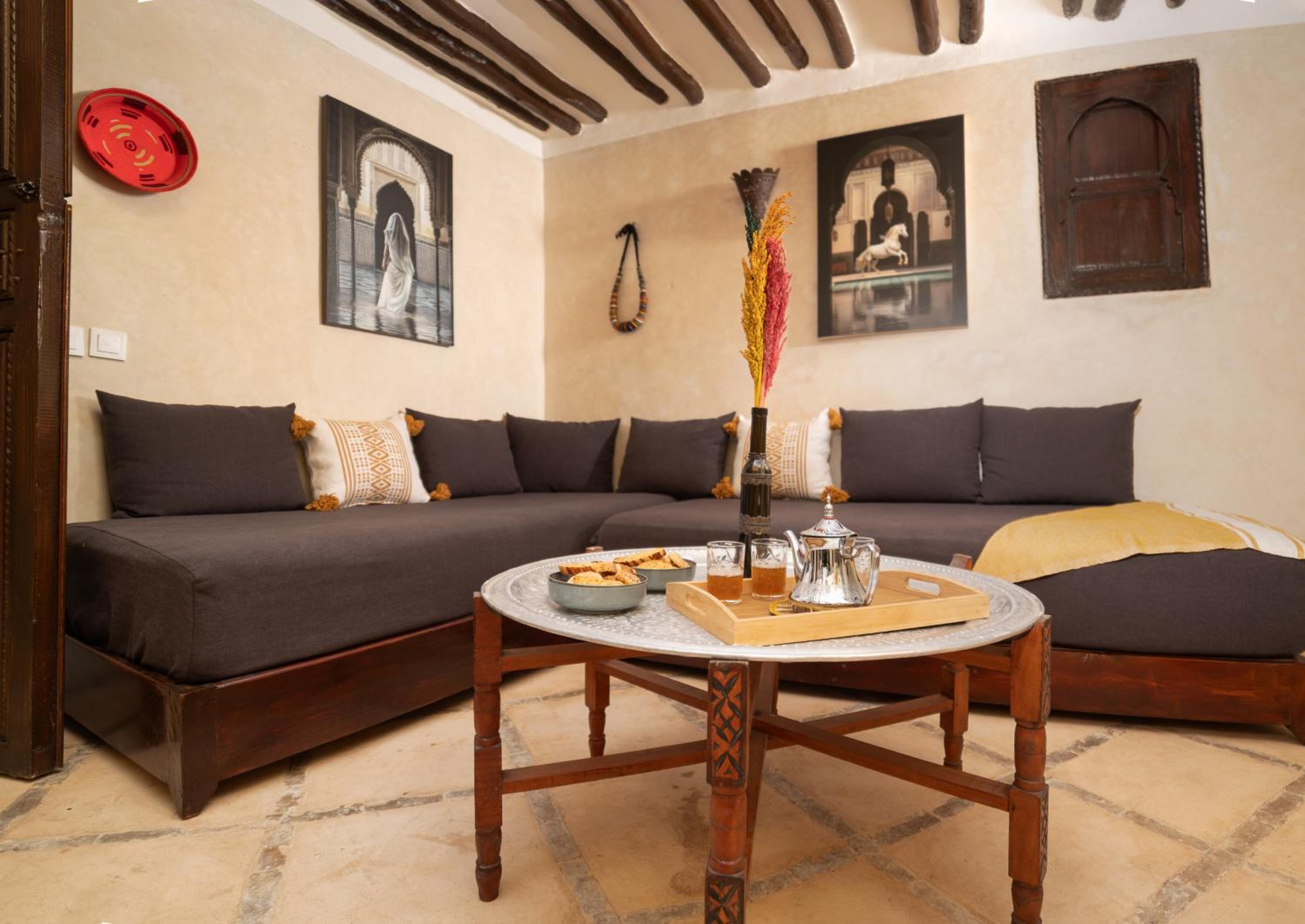 Riad Privé Dar El Khamsa-Petit Dej inclus