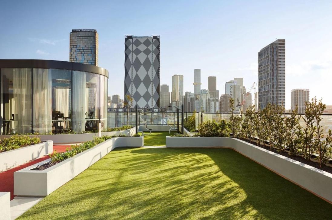 Deluxe apartments in the heart of South Melbourne