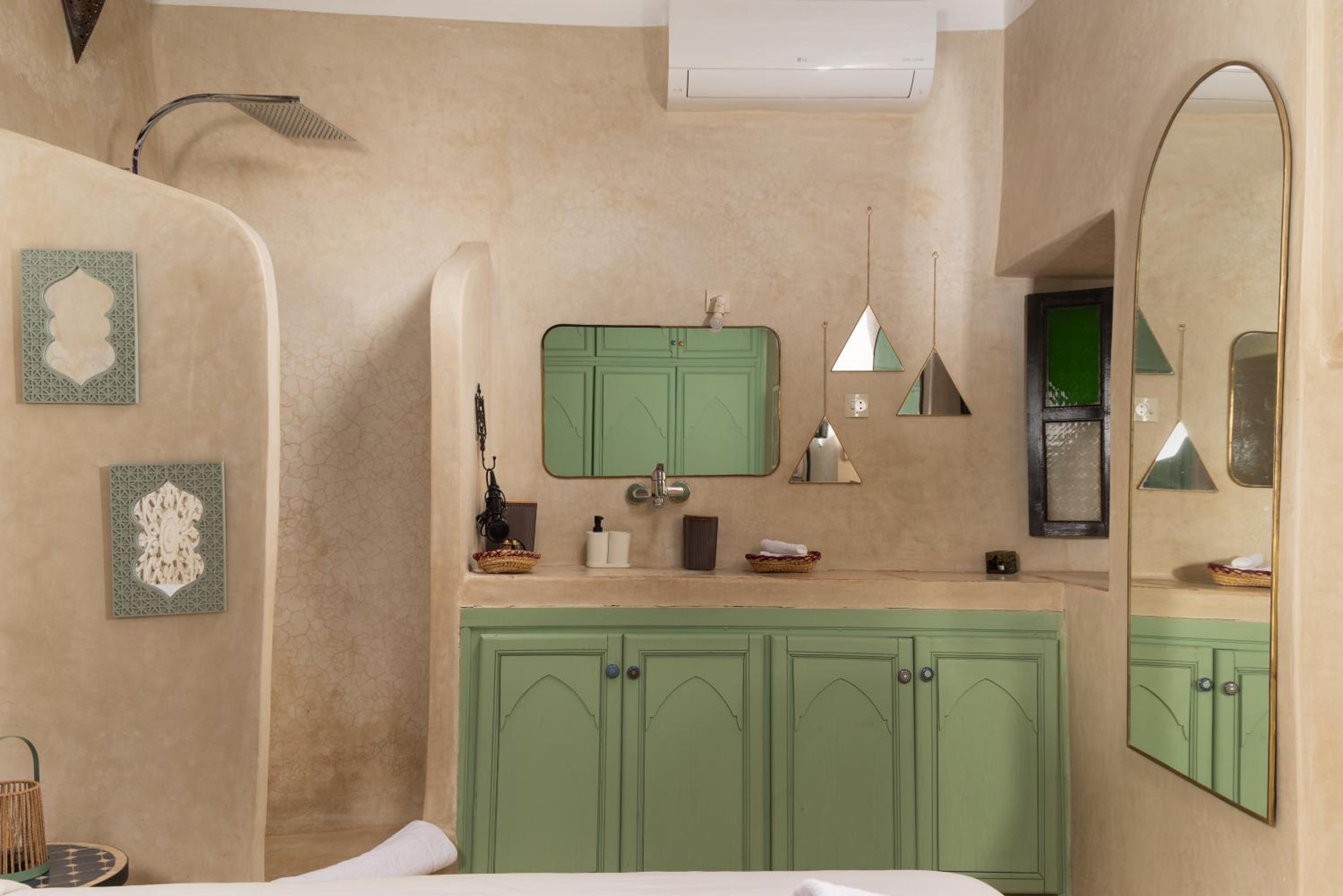 Riad Privé Dar El Khamsa-Petit Dej inclus