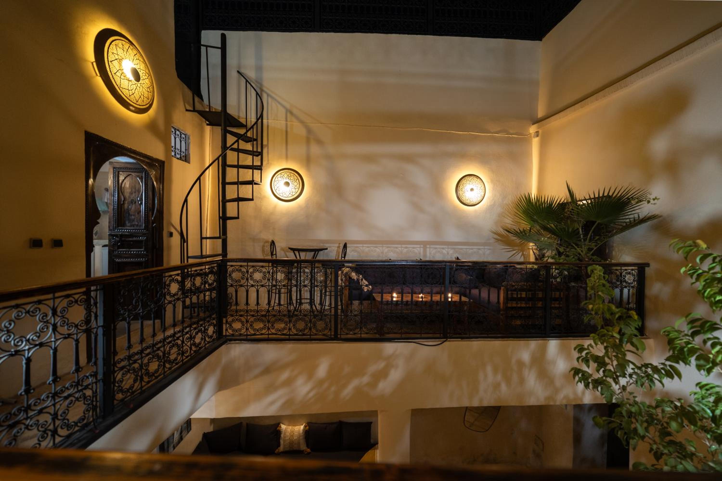 Riad Privé Dar El Khamsa-Petit Dej inclus