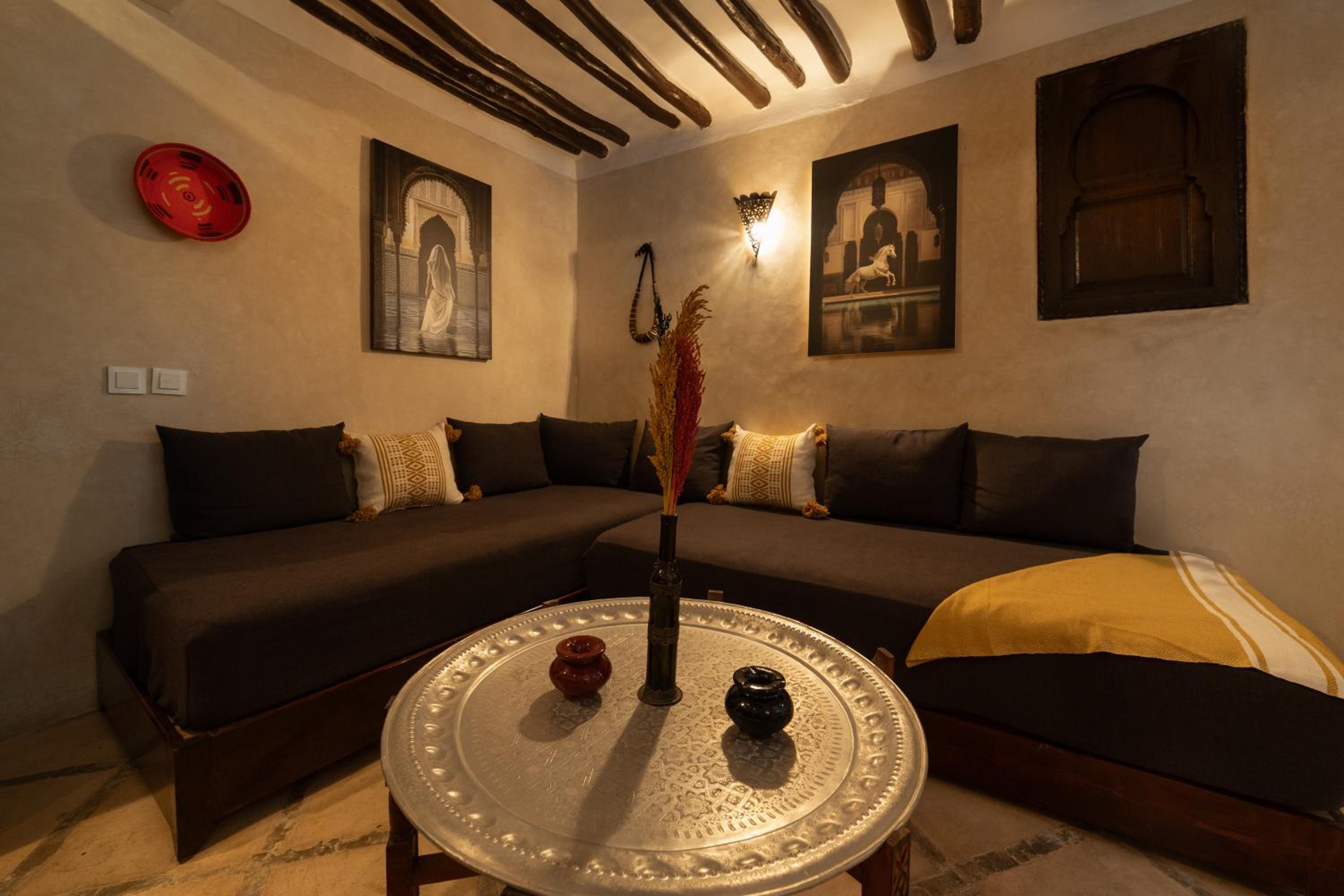 Riad Privé Dar El Khamsa-Petit Dej inclus