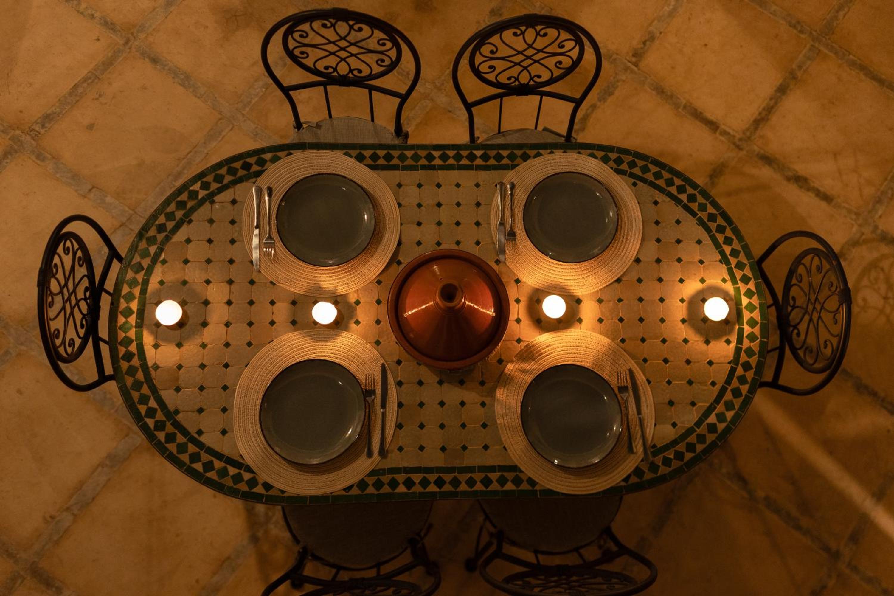Riad Privé Dar El Khamsa-Petit Dej inclus