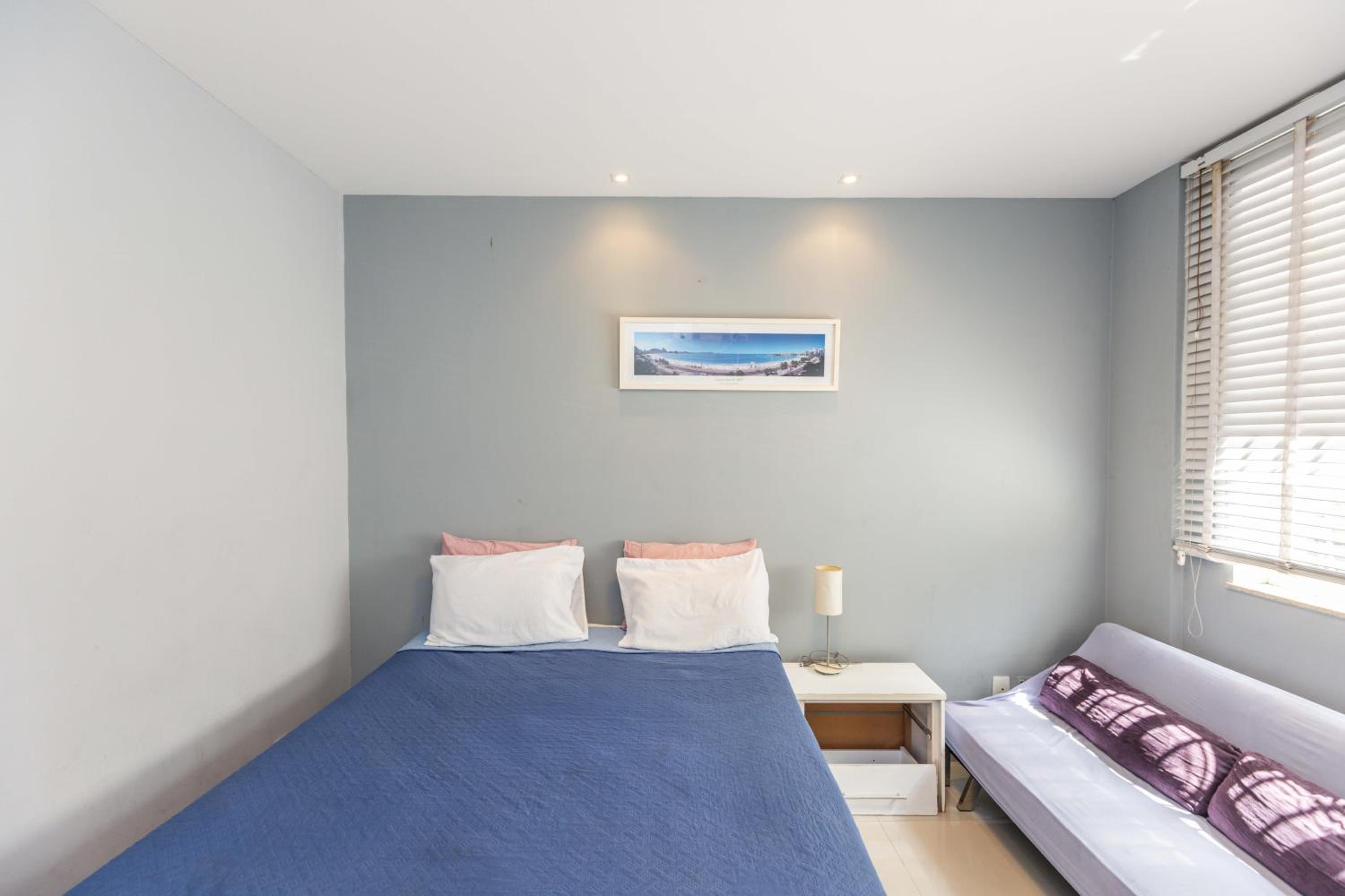 Copacabana Space - Style and comfort for big groups by the beach!