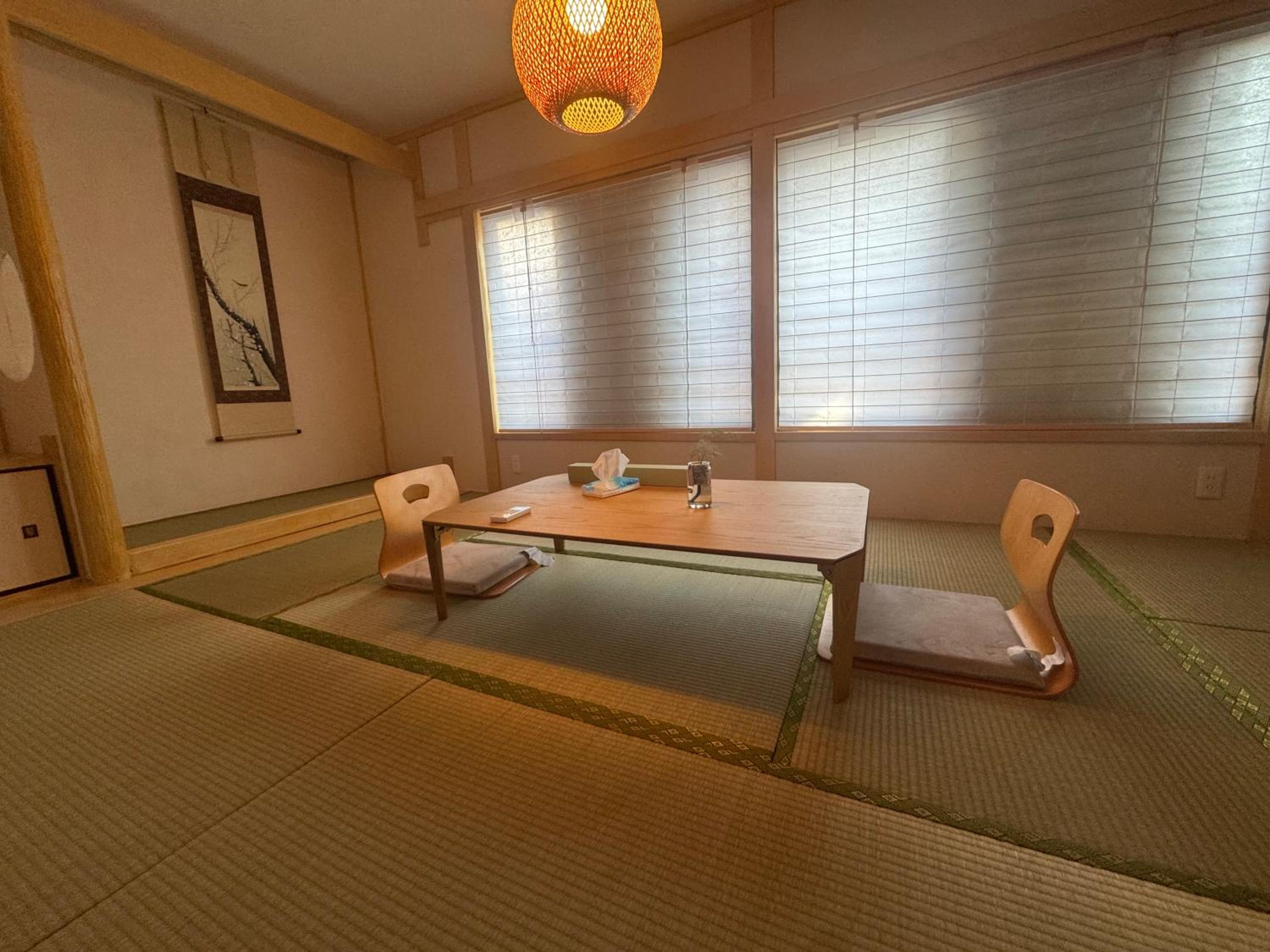 申庭秀月