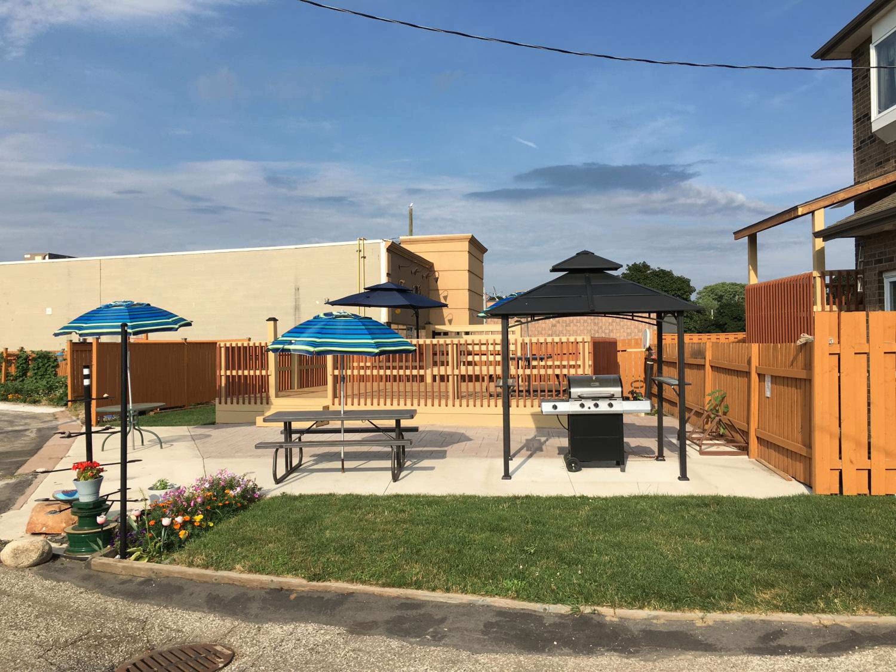 Sunparlor Motel