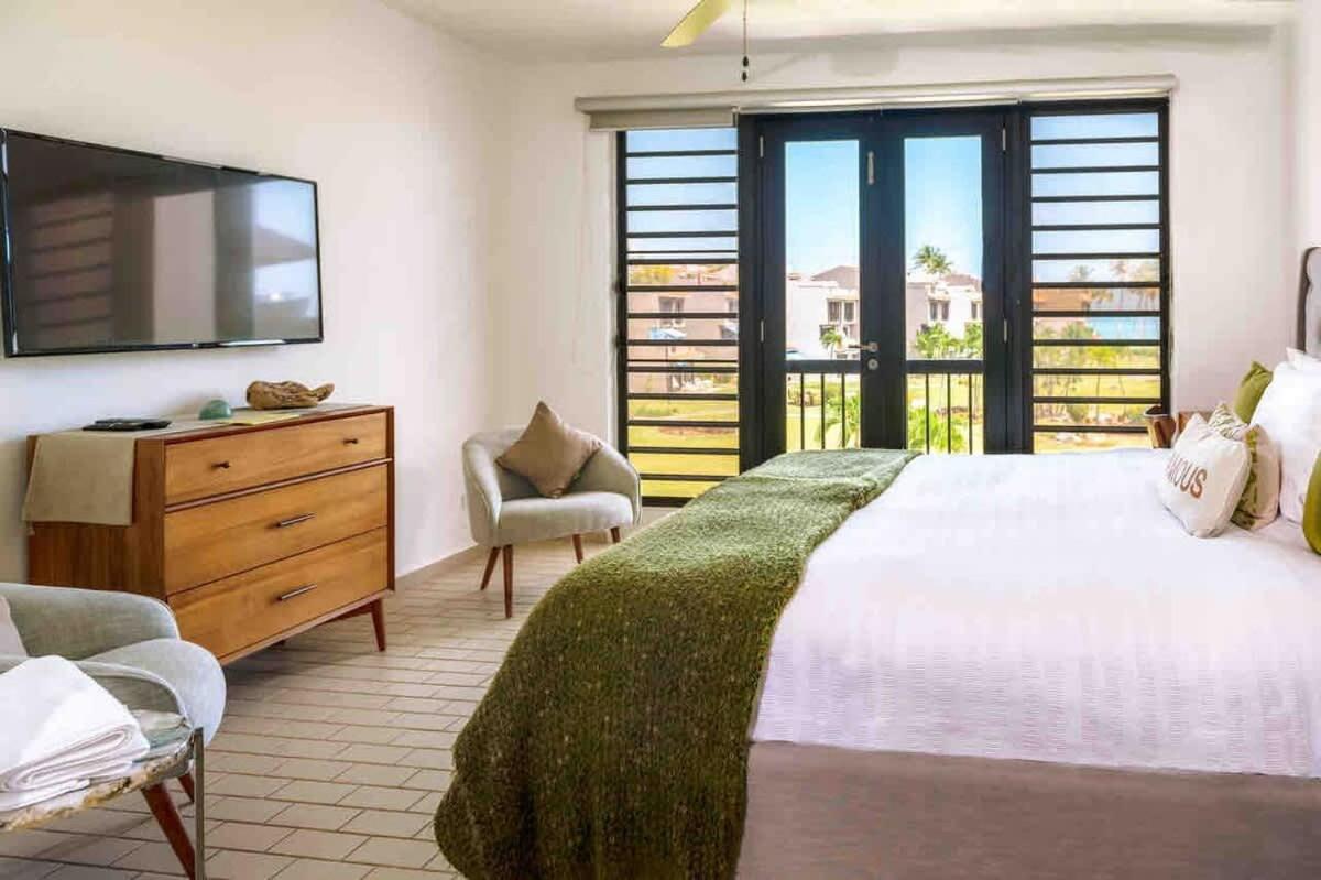 Selah | Travelers Nesters in Palmas Del Mar