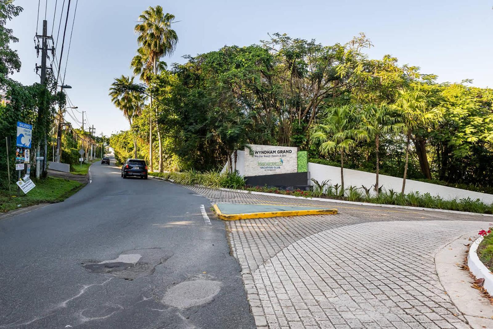 Kyo I Rustic Villa Beach/Golf Paradise in Rio Mar