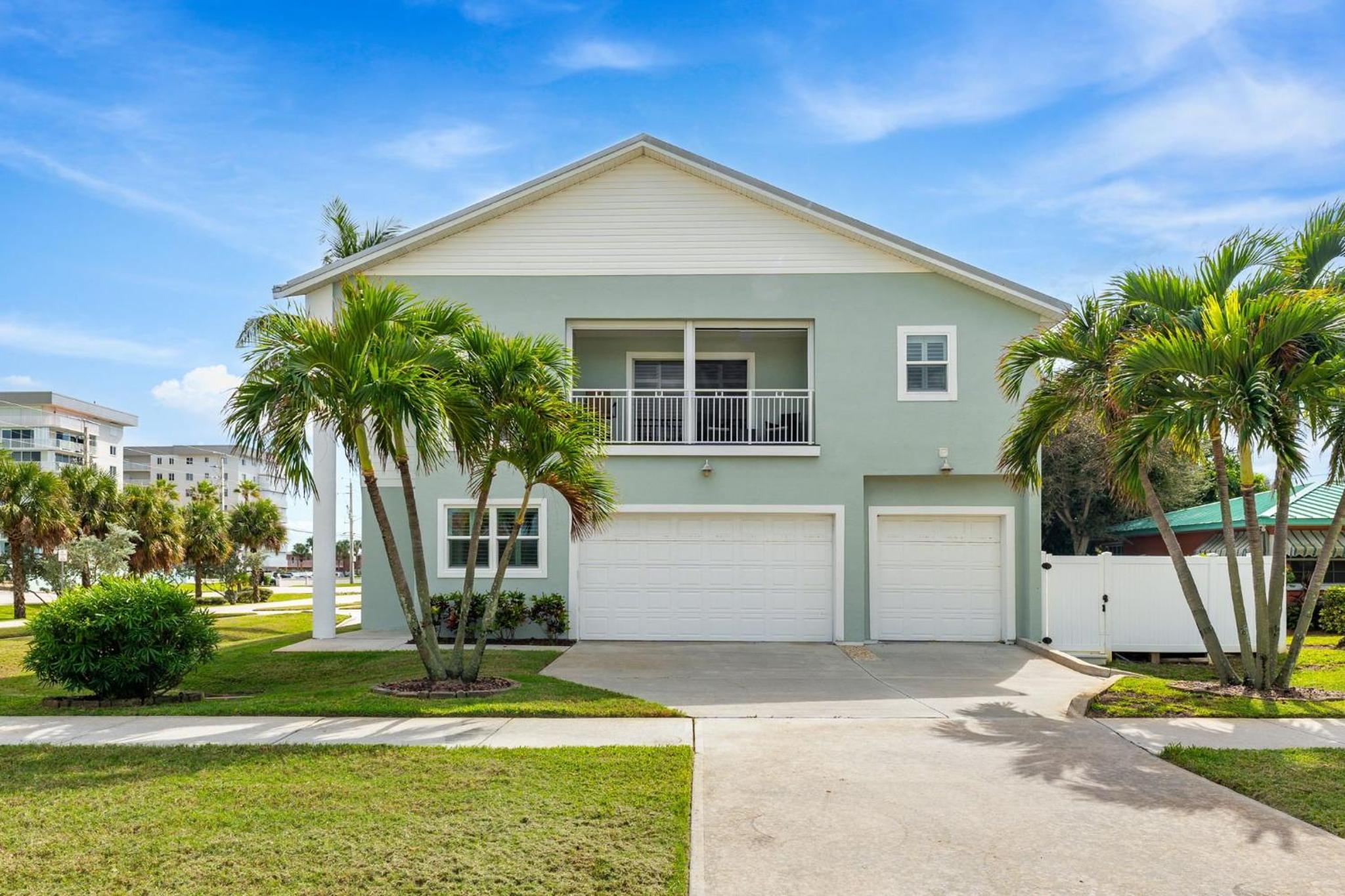 3811 Ocean Beach Blvd