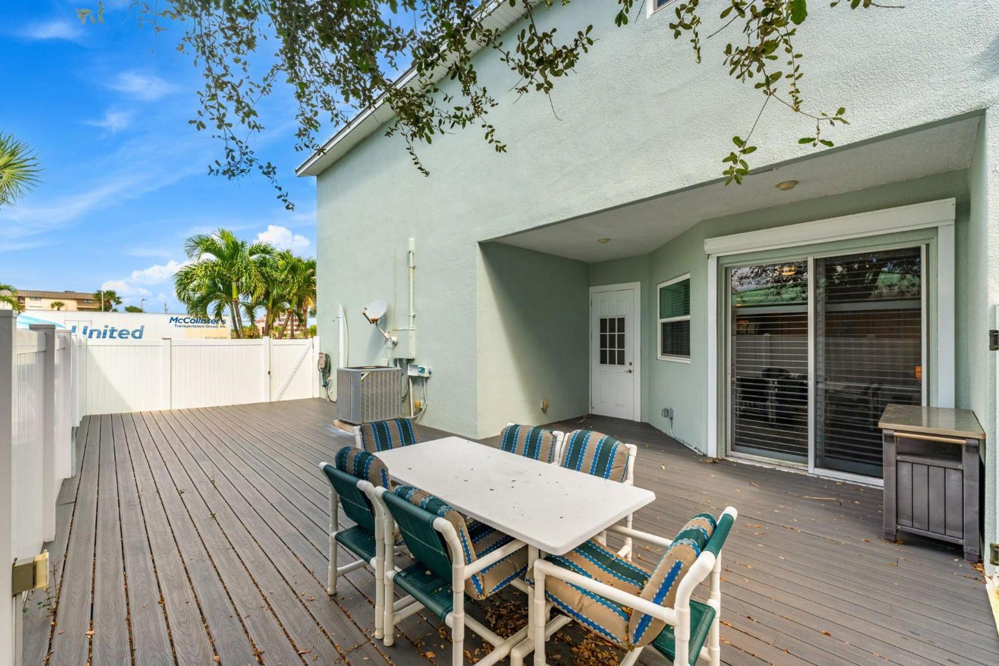 3811 Ocean Beach Blvd