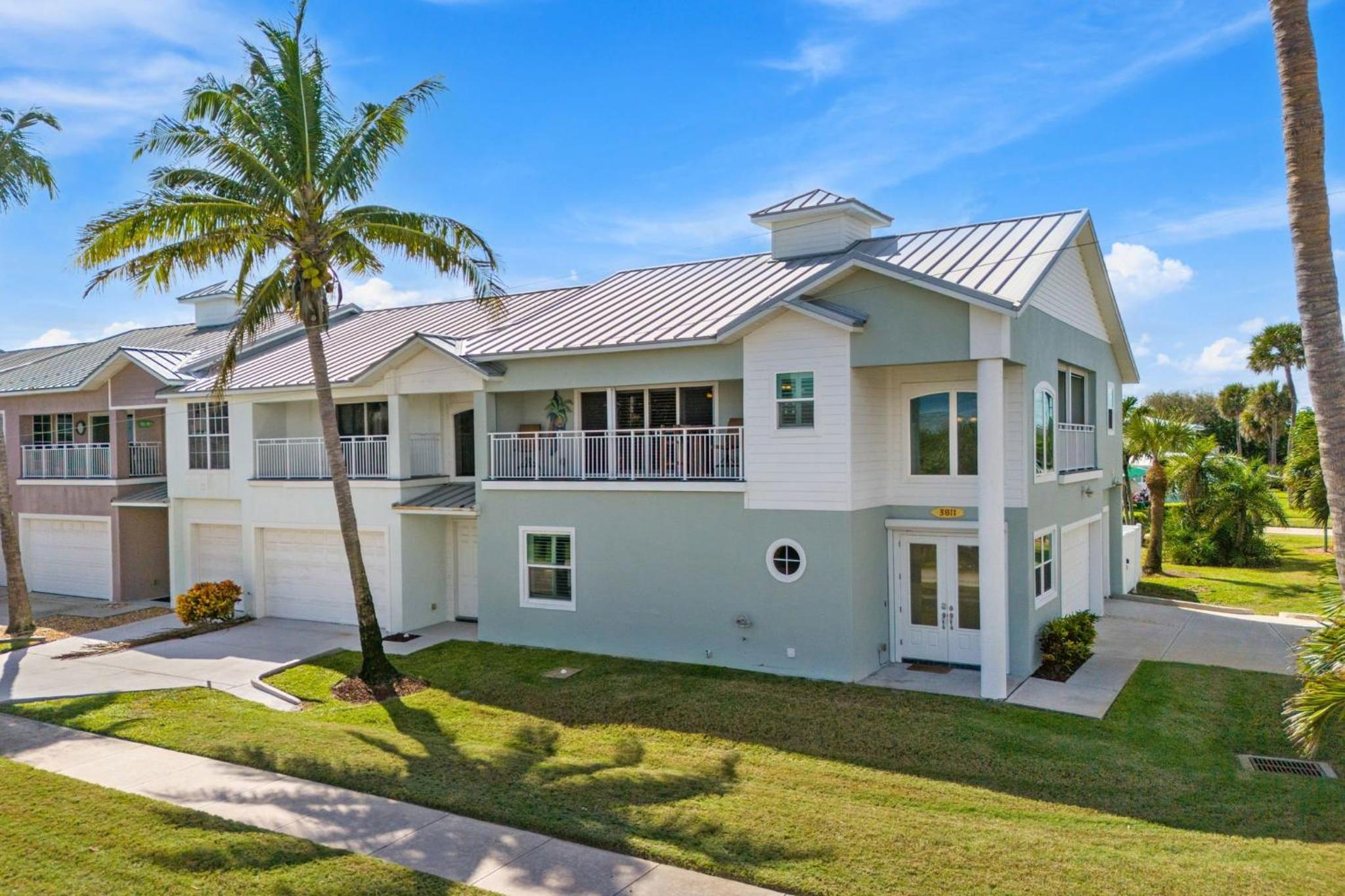 3811 Ocean Beach Blvd