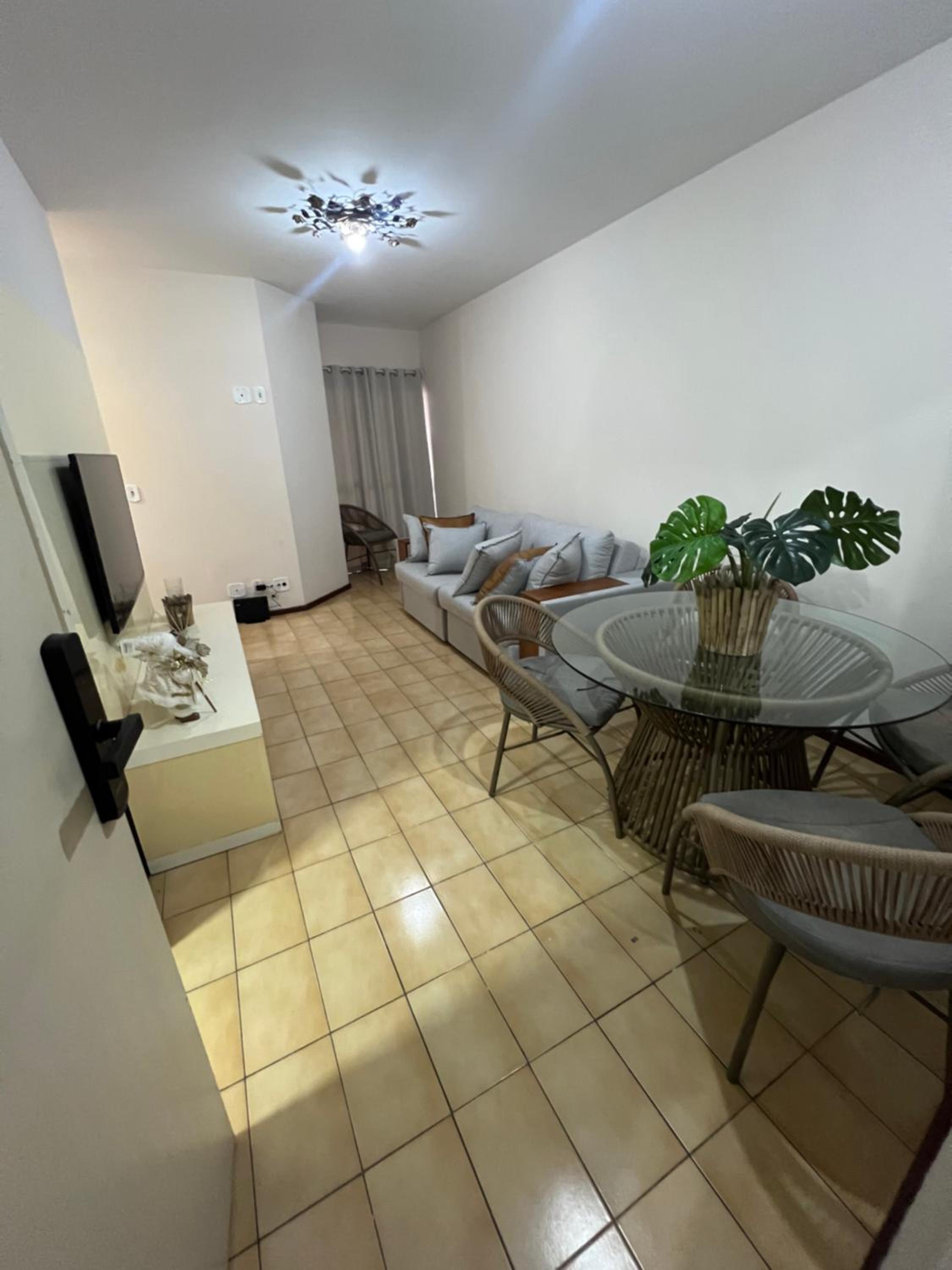 Apartamento 3 suítes perto da Praia do forte e Passagem