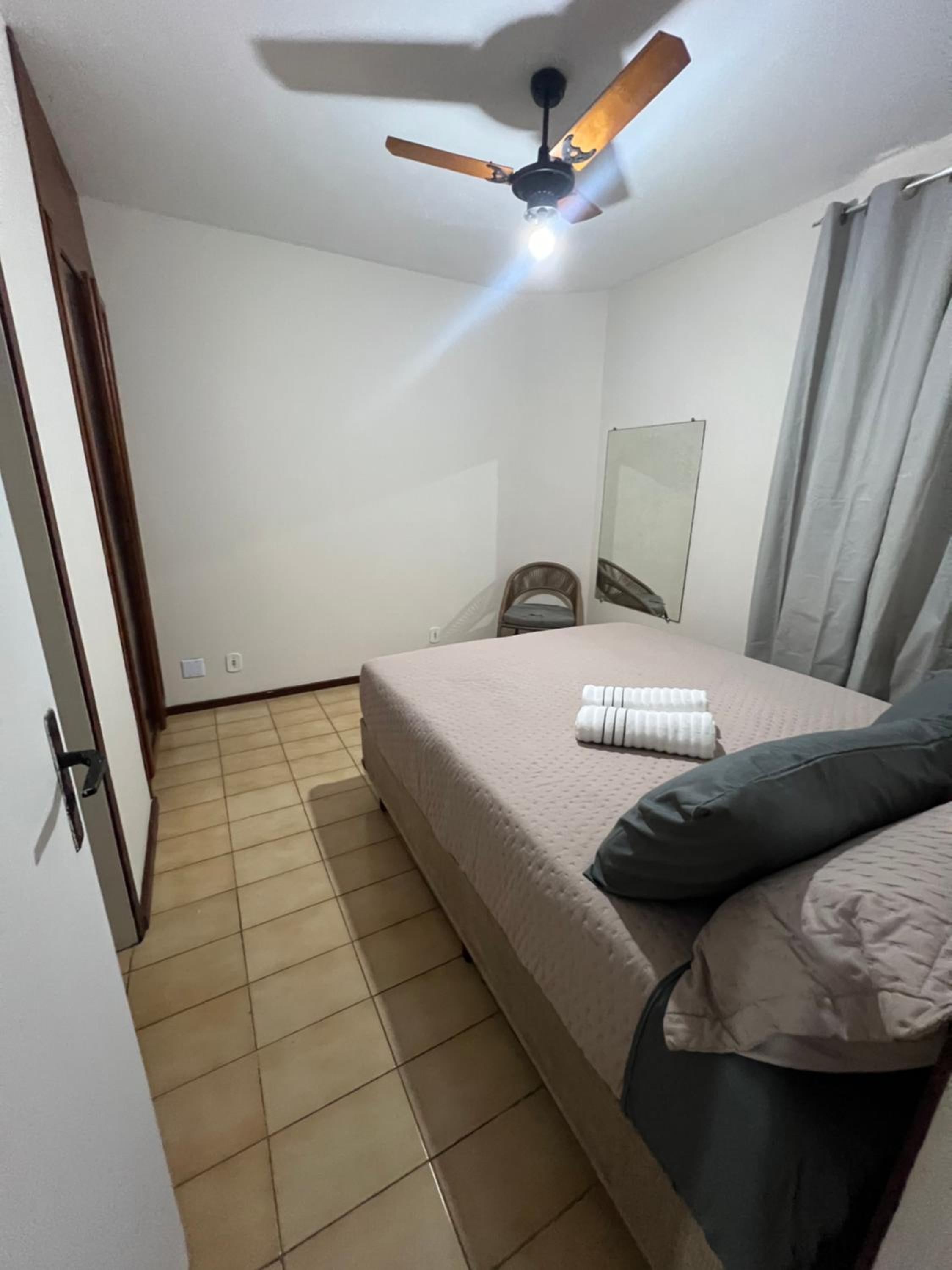Apartamento 3 suítes perto da Praia do forte e Passagem