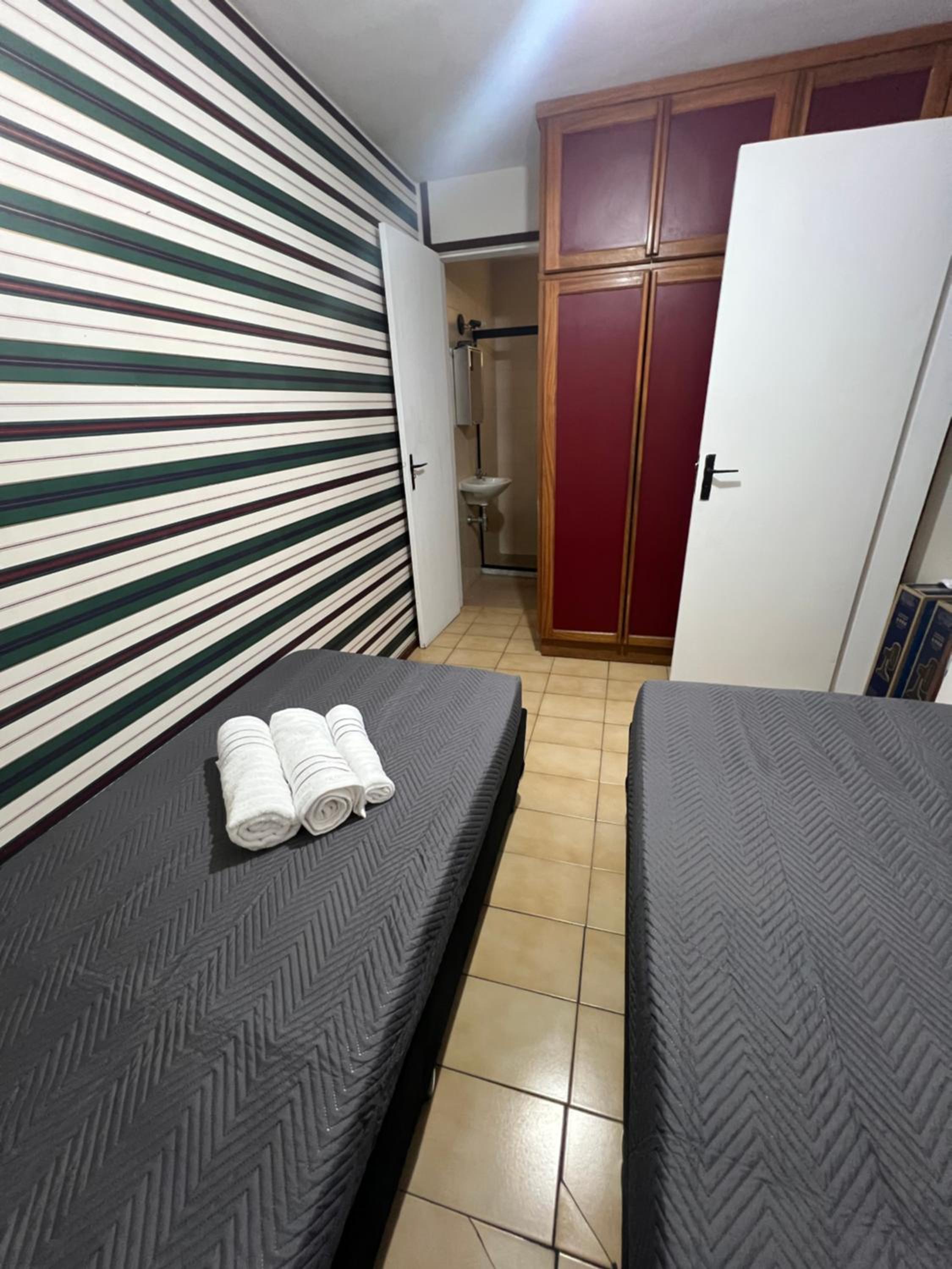 Apartamento 3 suítes perto da Praia do forte e Passagem