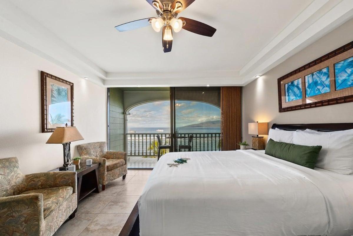 Lahaina Shores 607 · LS 607 Beachfront Remodeled Studio Stunnin