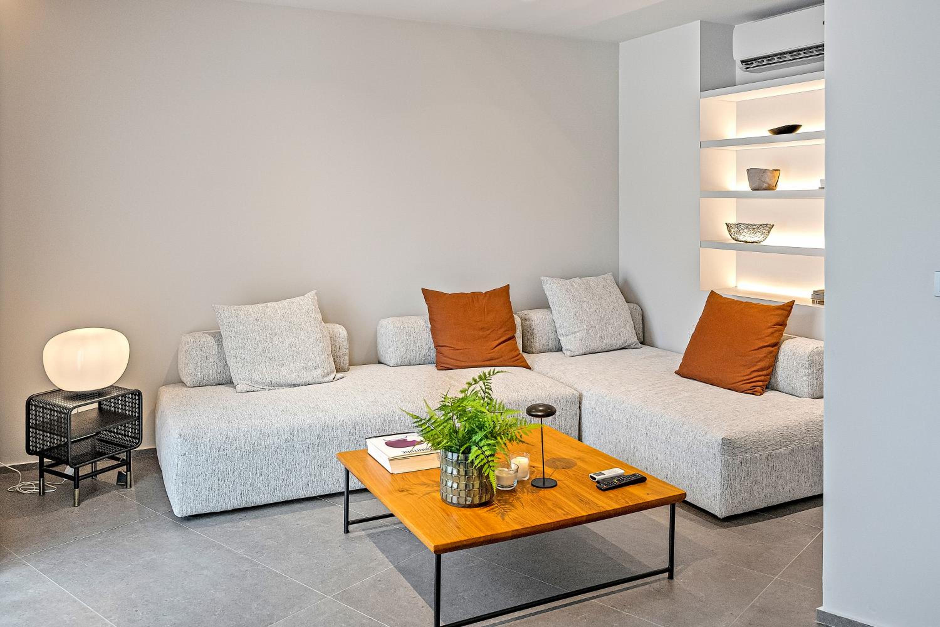 Thissio Acropolis Historic Flat 1