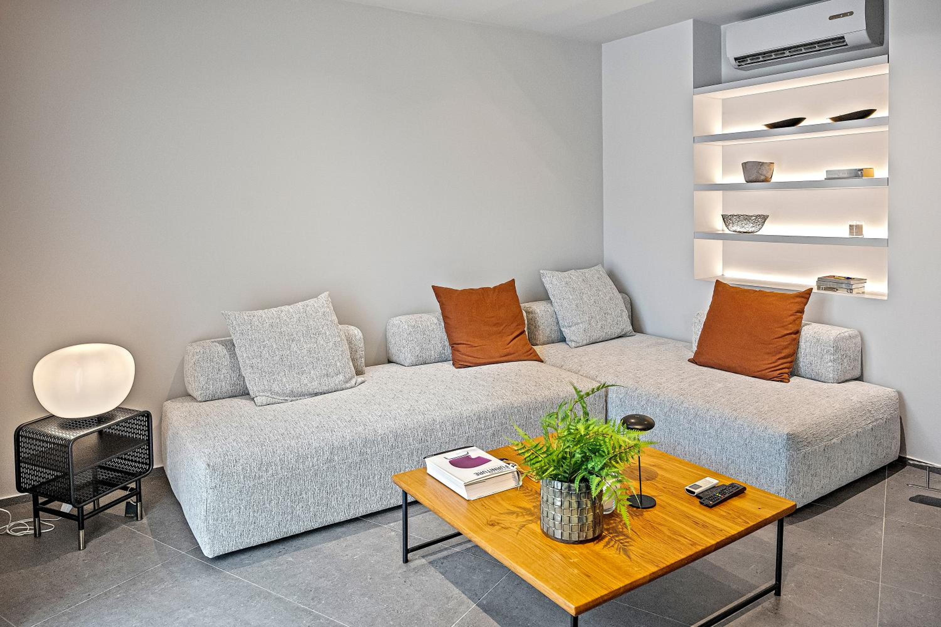 Thissio Acropolis Historic Flat 1