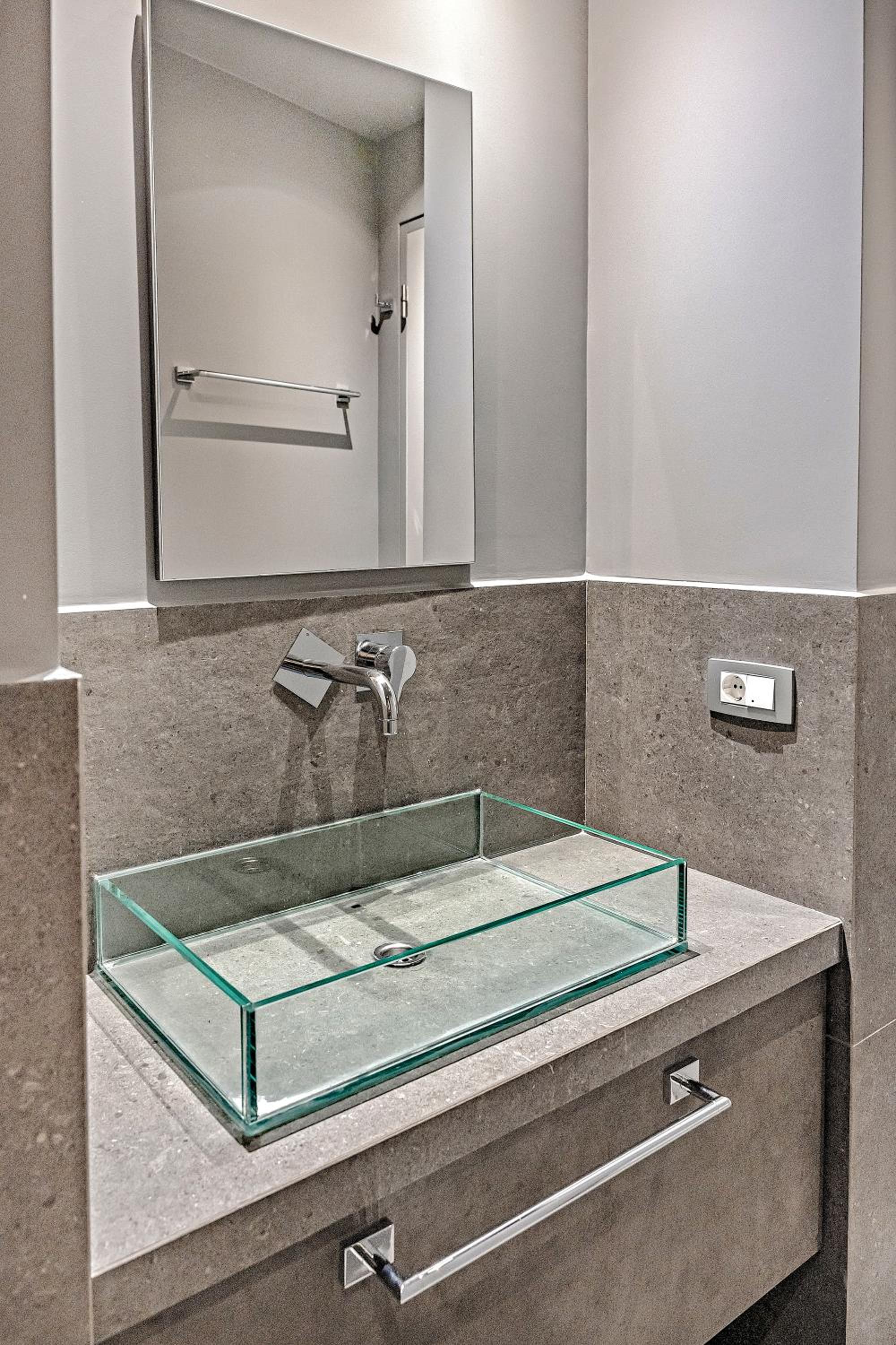 Thissio Acropolis Historic Flat 1