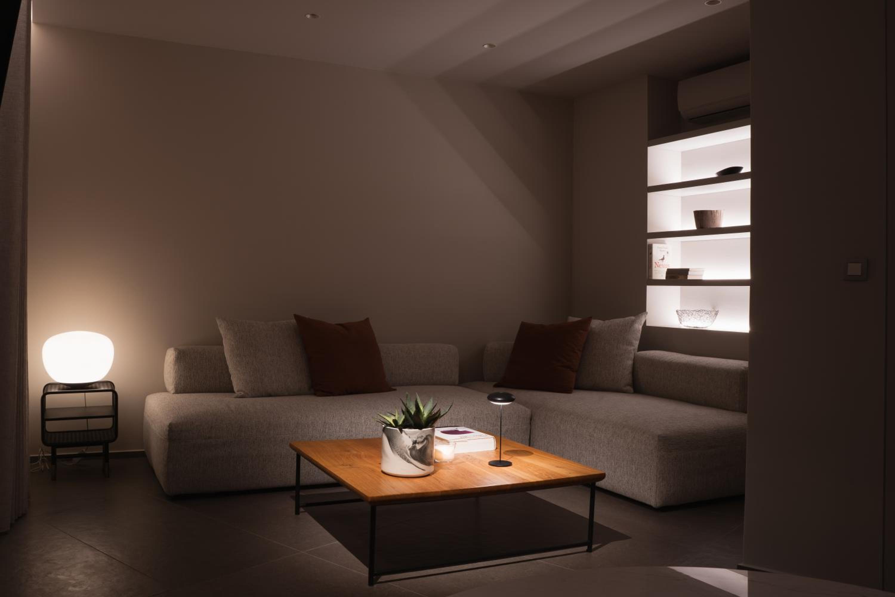 Thissio Acropolis Historic Flat 1