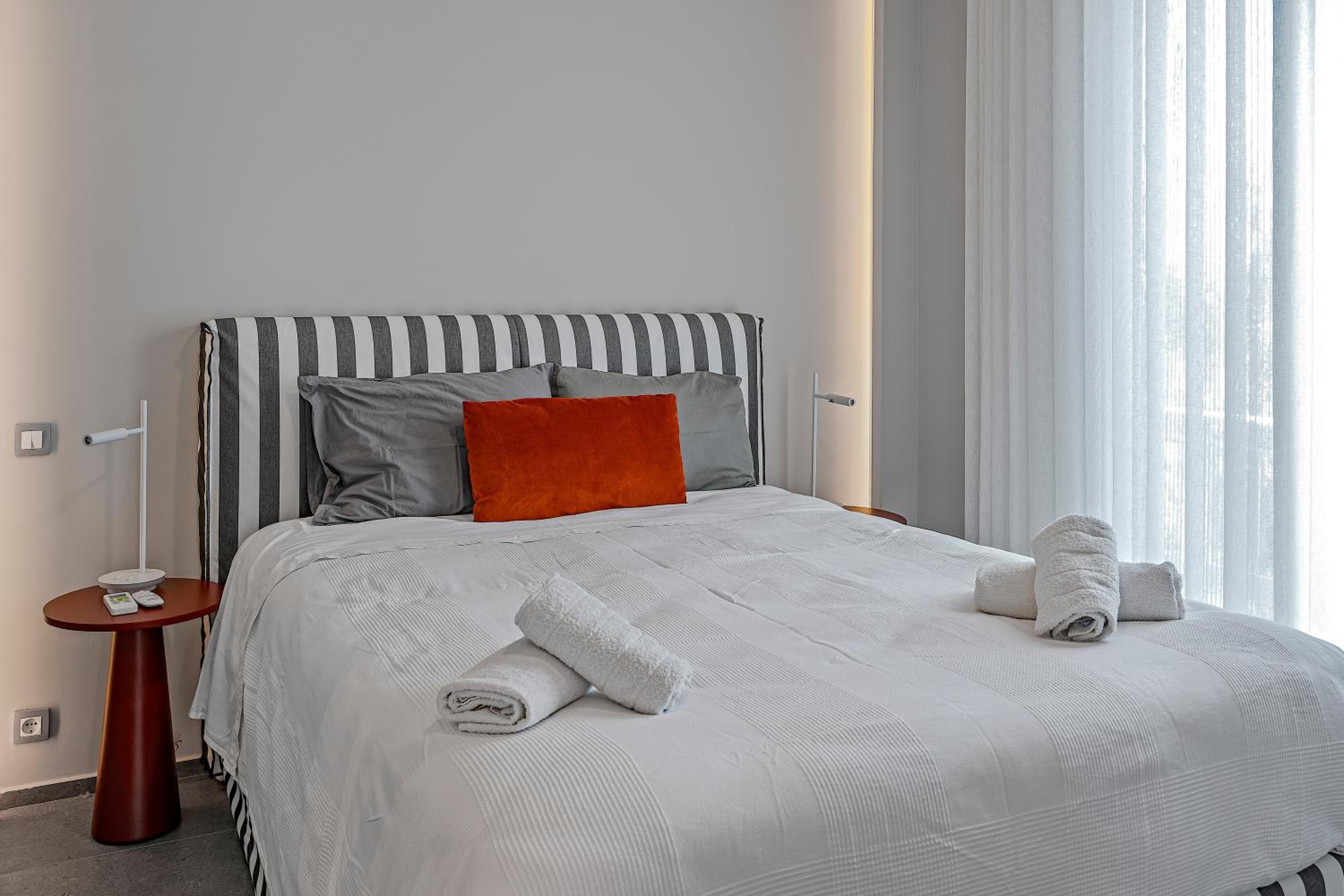 Thissio Acropolis Historic Flat 2