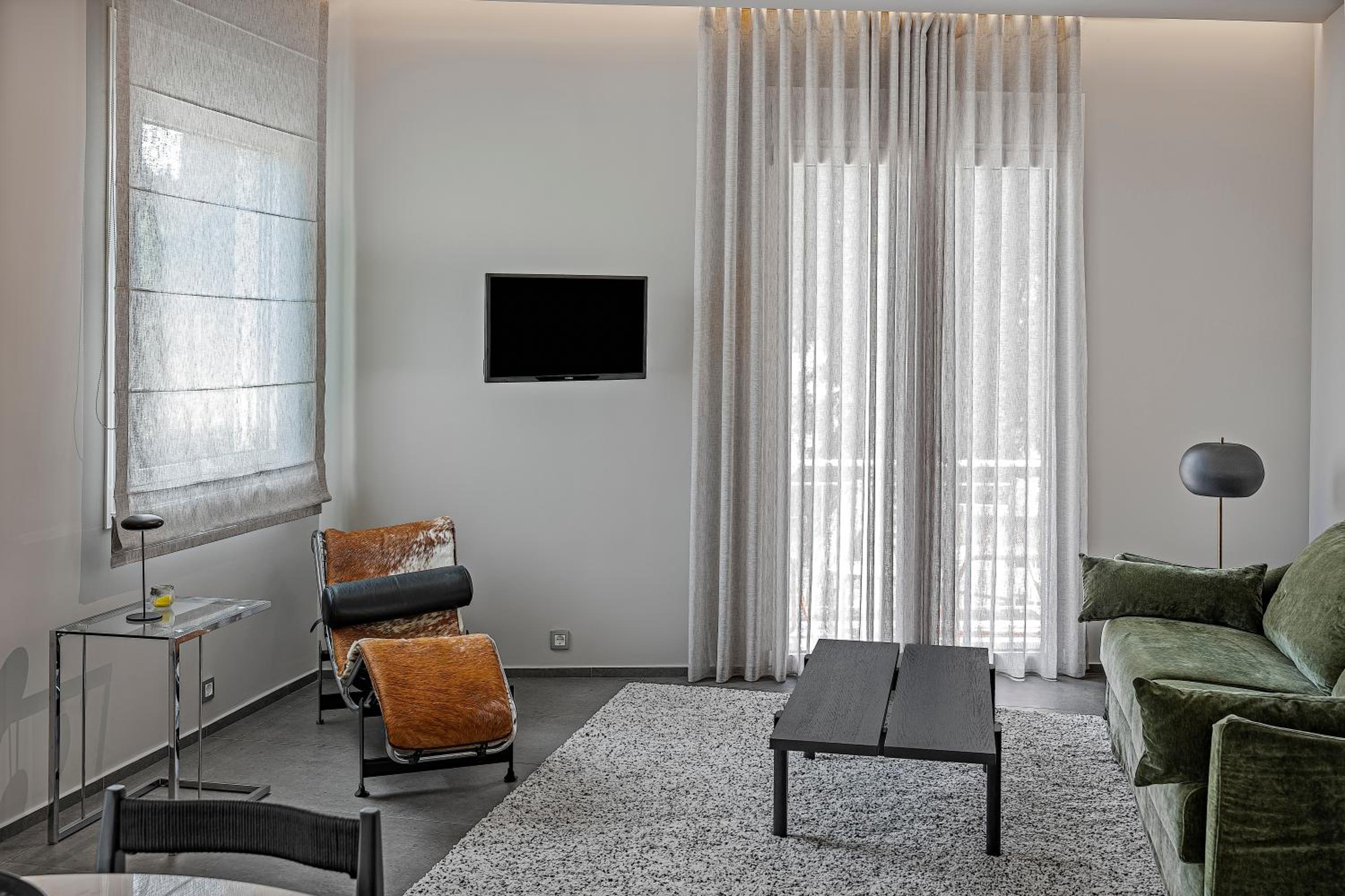 Thissio Acropolis Historic Flat 2