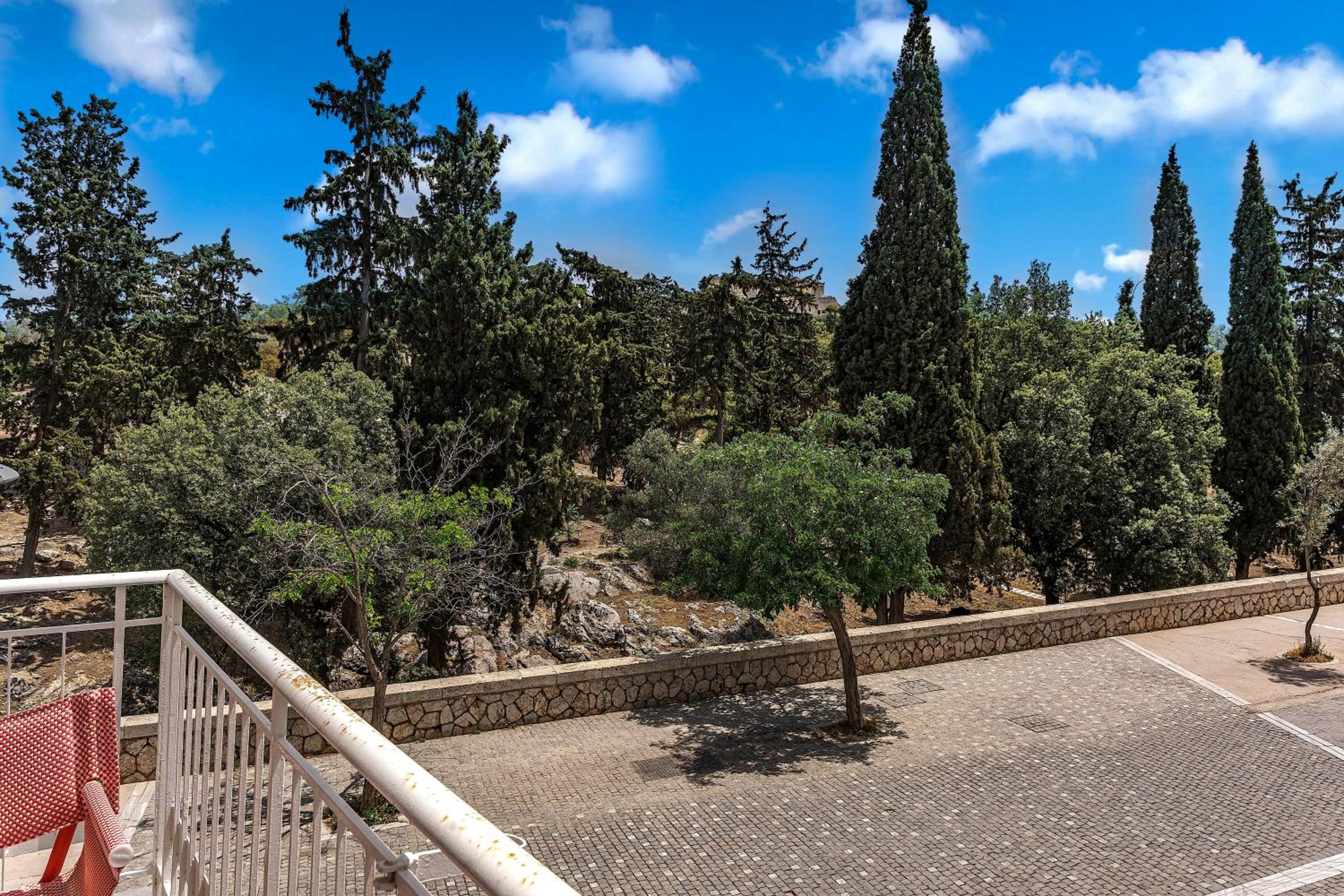 Thissio Acropolis Historic Flat 2