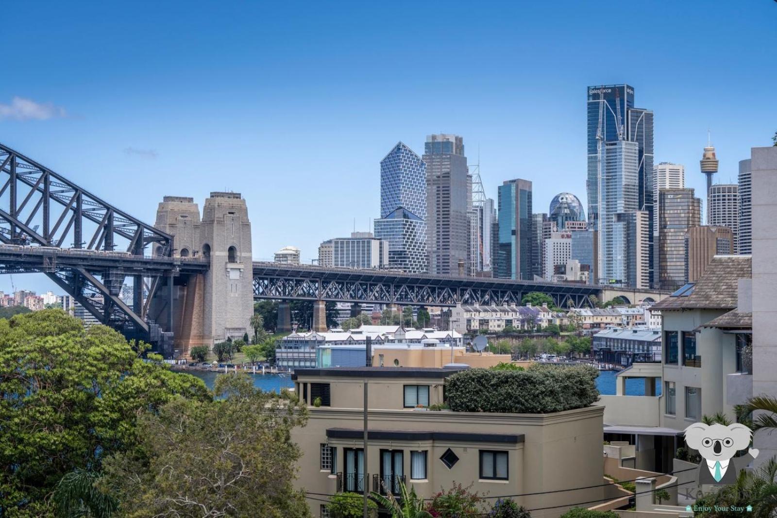 KozyGuru | MacMahons Point | Harbour Hideaway
