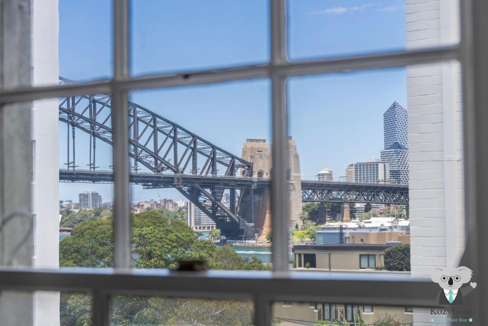 KozyGuru | MacMahons Point | Harbour Hideaway