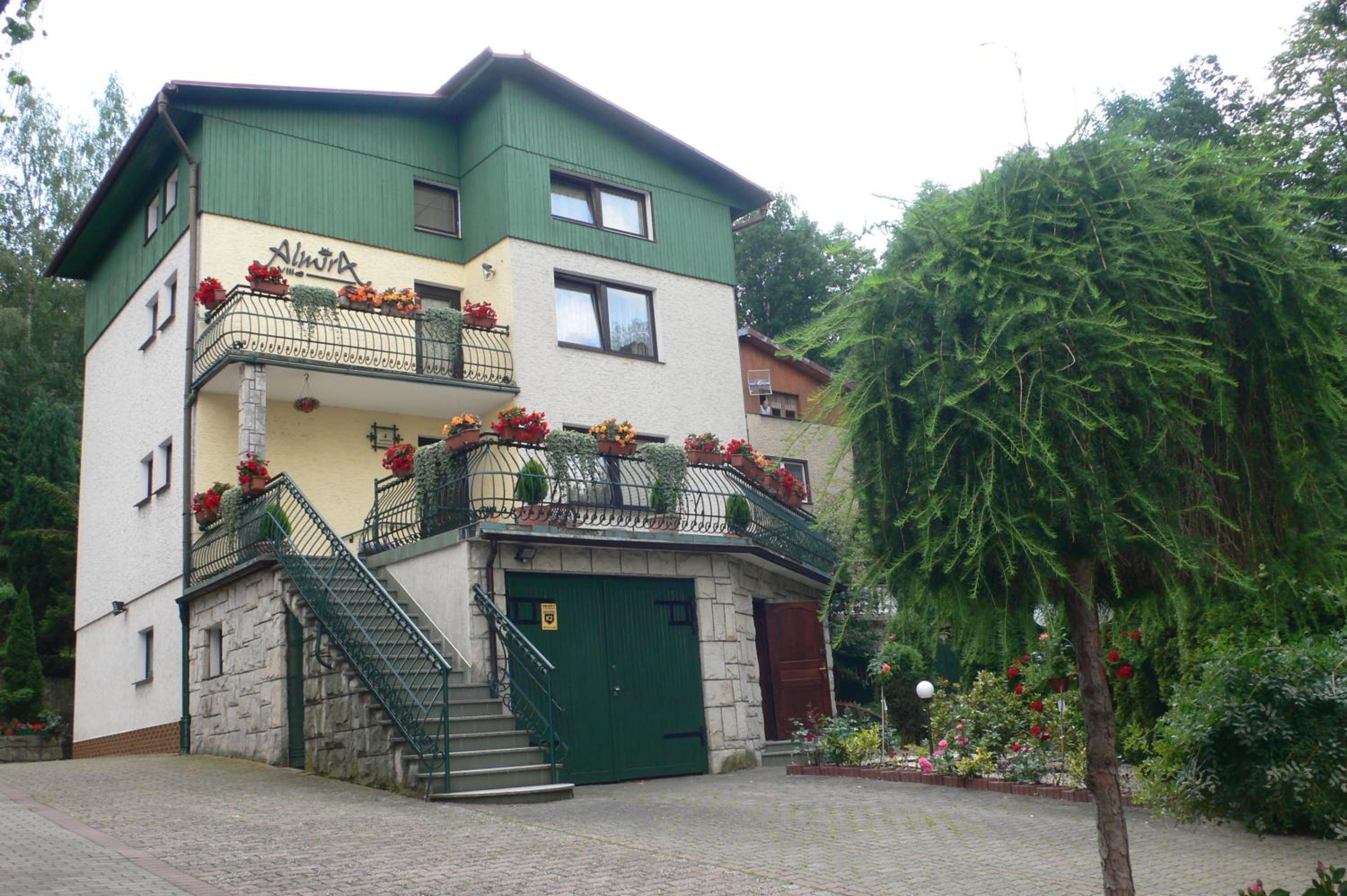 Photo 25