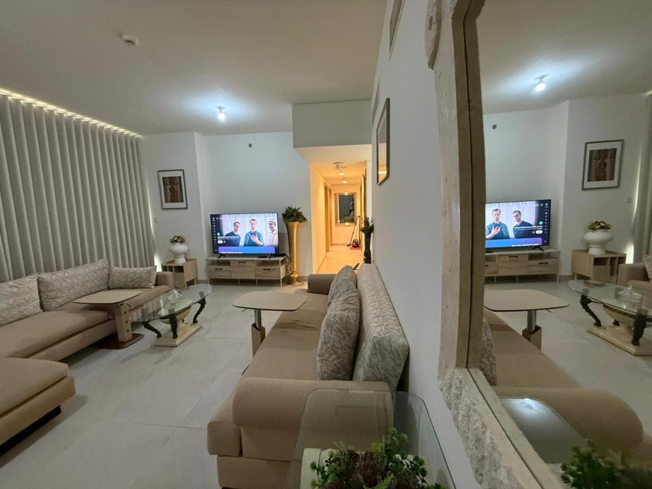 Luxury 2-Bedroom APT - Sea Views in Saadiyat Island