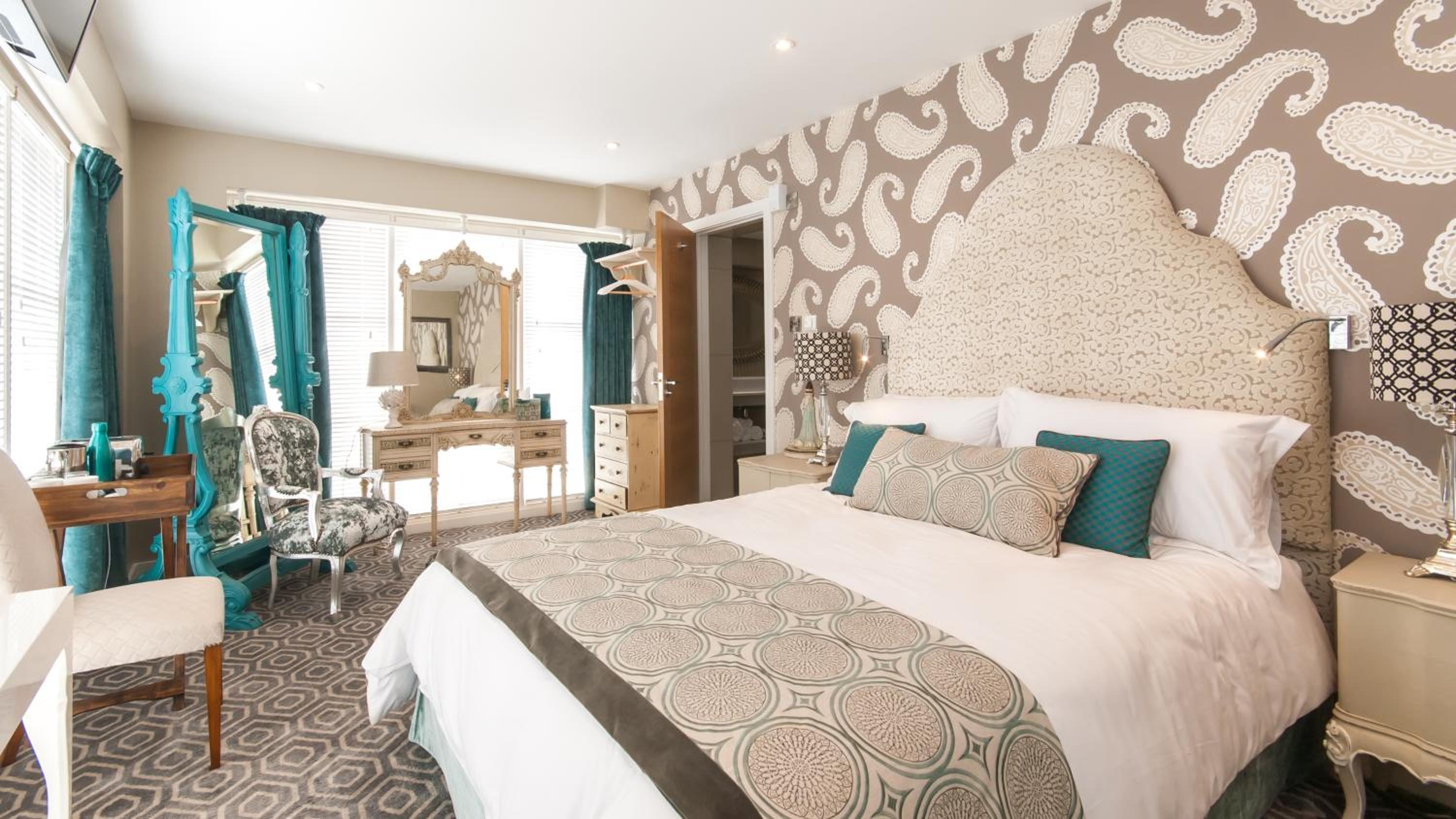 Rooms at number one