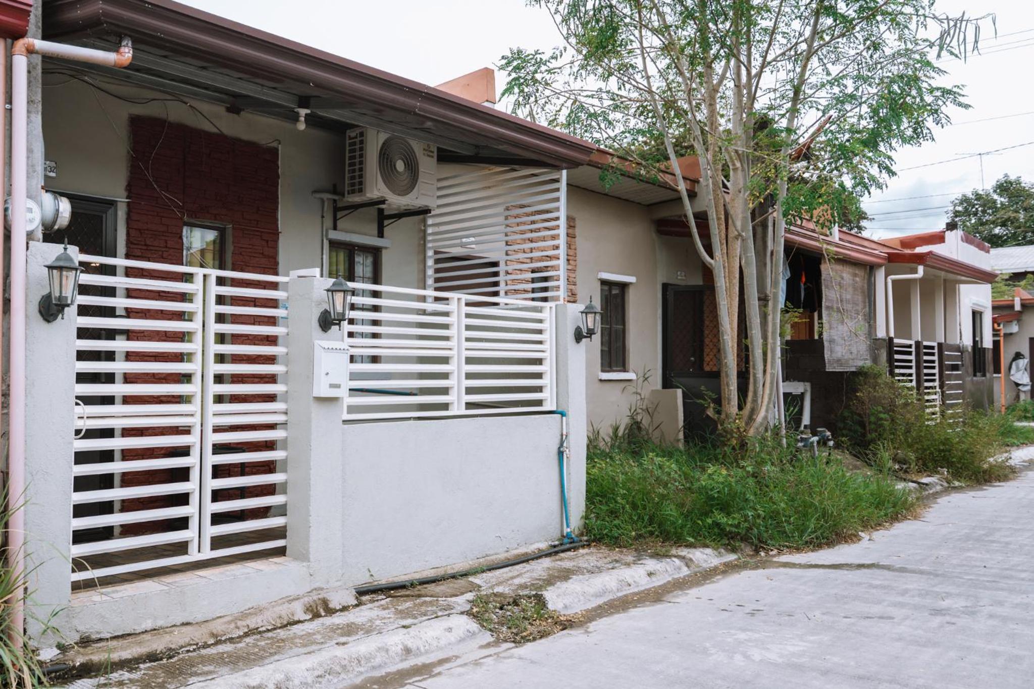 JZ Homestay - Cozy Home near SM Savemore, Caraga State University & BMC Hospital