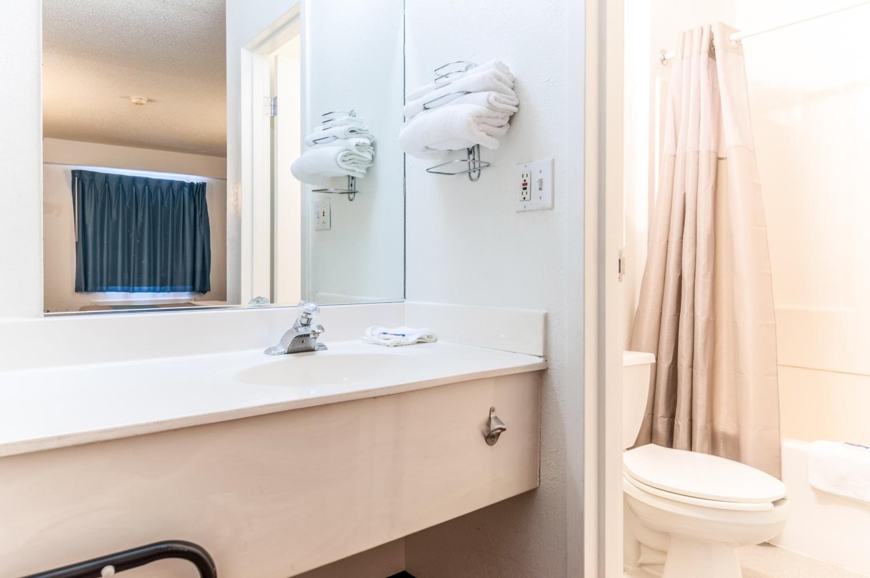 Motel 6-Farmington Hills, MI - Northwest - Farmington Hills