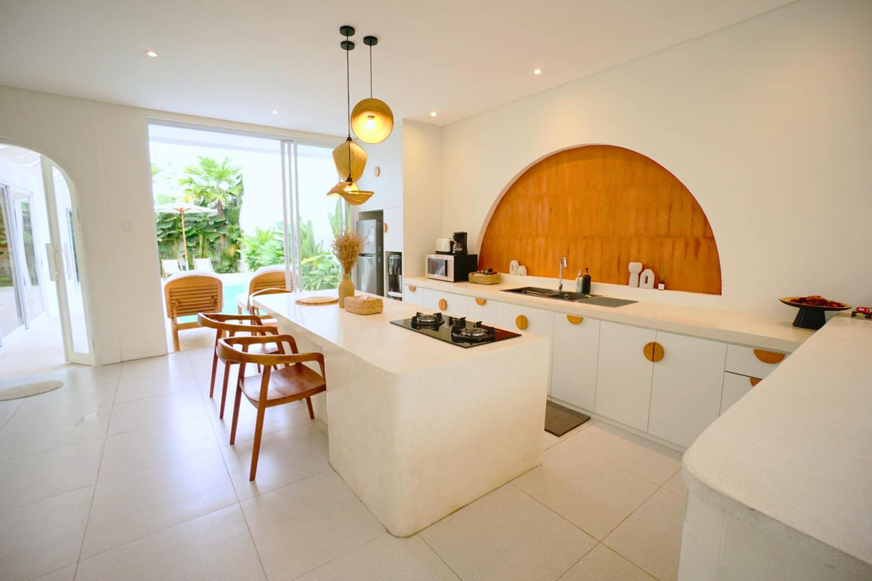 Neuf Villa 3BR Private Pool Near Melasti Beach