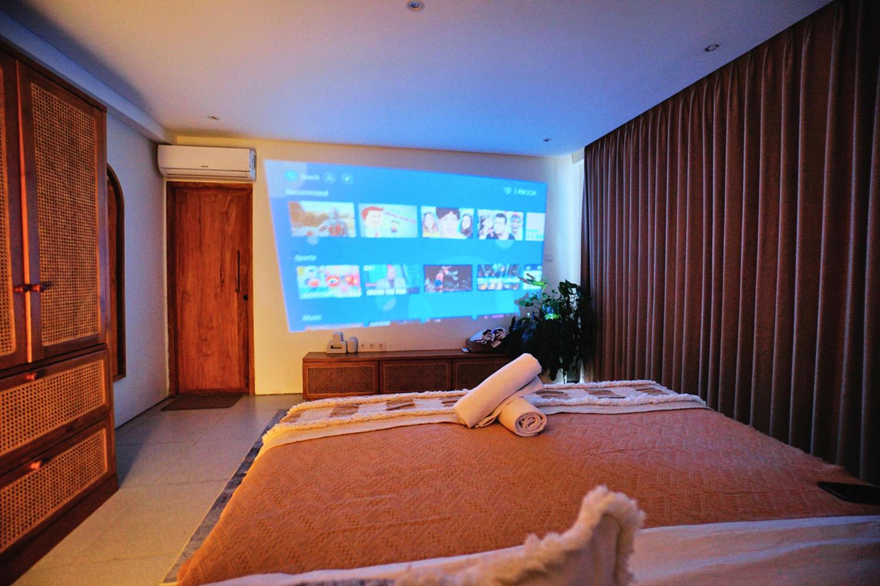 Neuf Villa 3BR Private Pool Near Melasti Beach