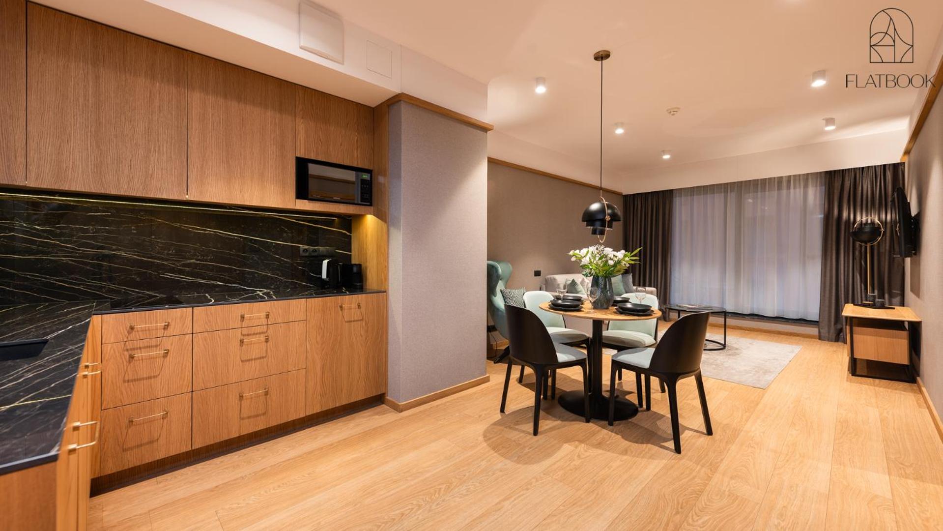 Flatbook - Deo Plaza Comfort Apartments