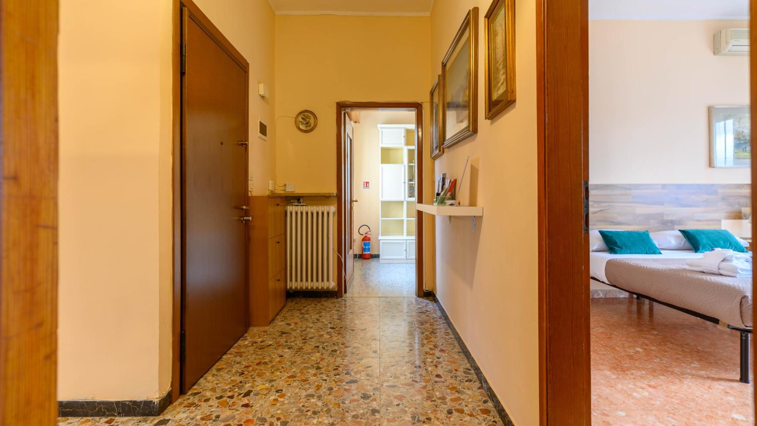 Attico Vintage Colette by Rentbeat