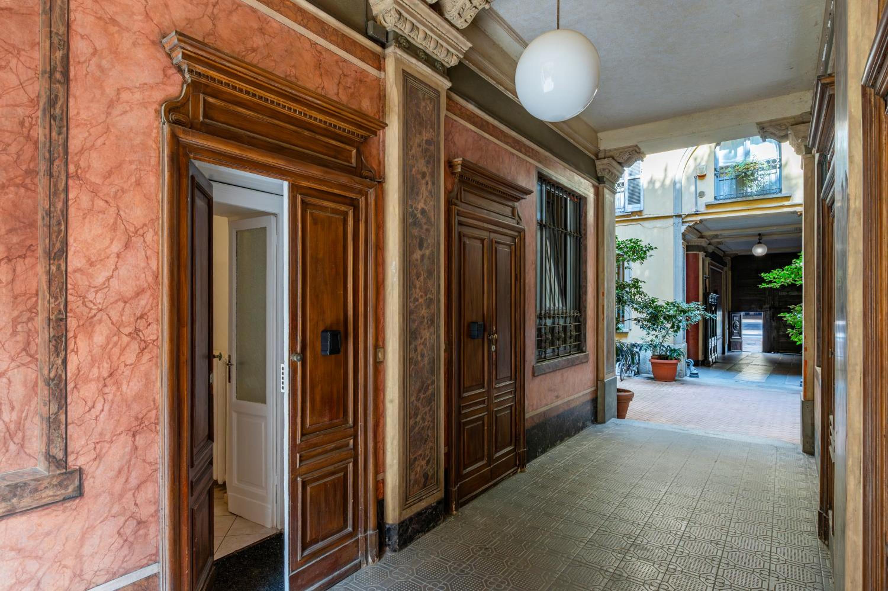 City Center's Nest - In the historic center