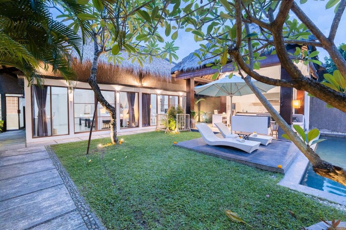 Karen's Tropical Villa