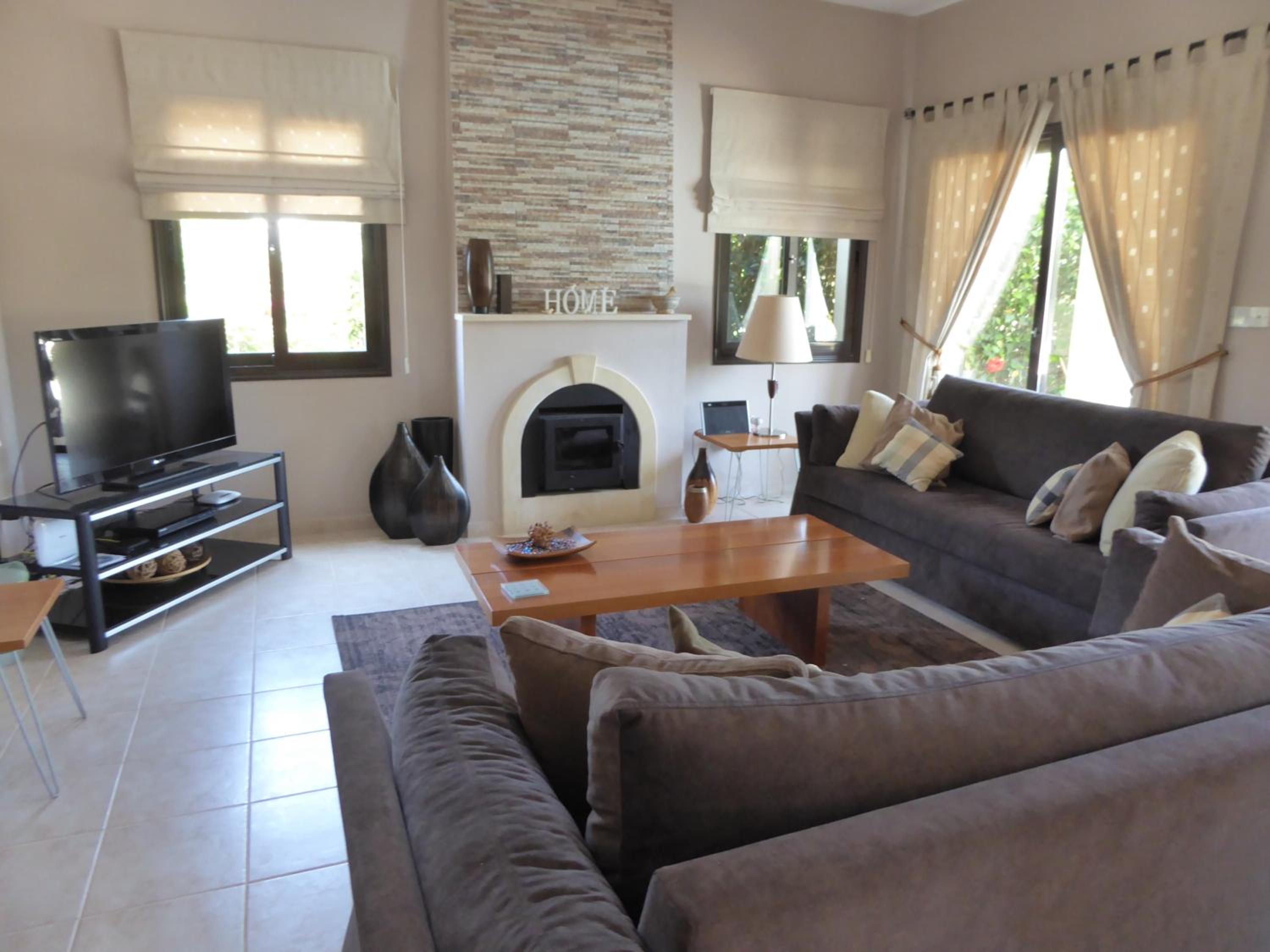 Villa Private Heated Pool Sea Views- Sleeps6