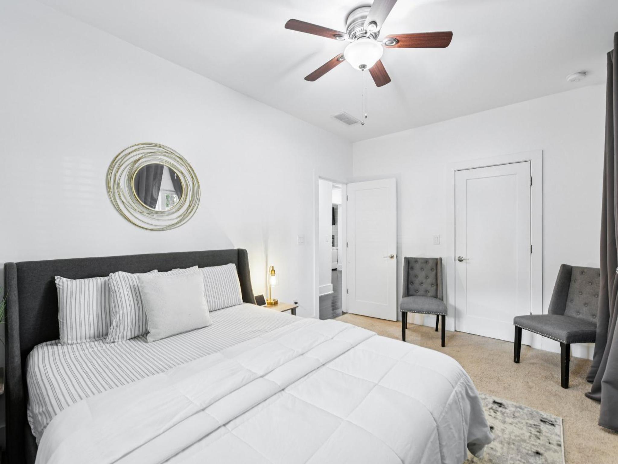 Luxurious Home with Inlaw suite in N Buckhead Brookhaven close to Downtown Atlanta
