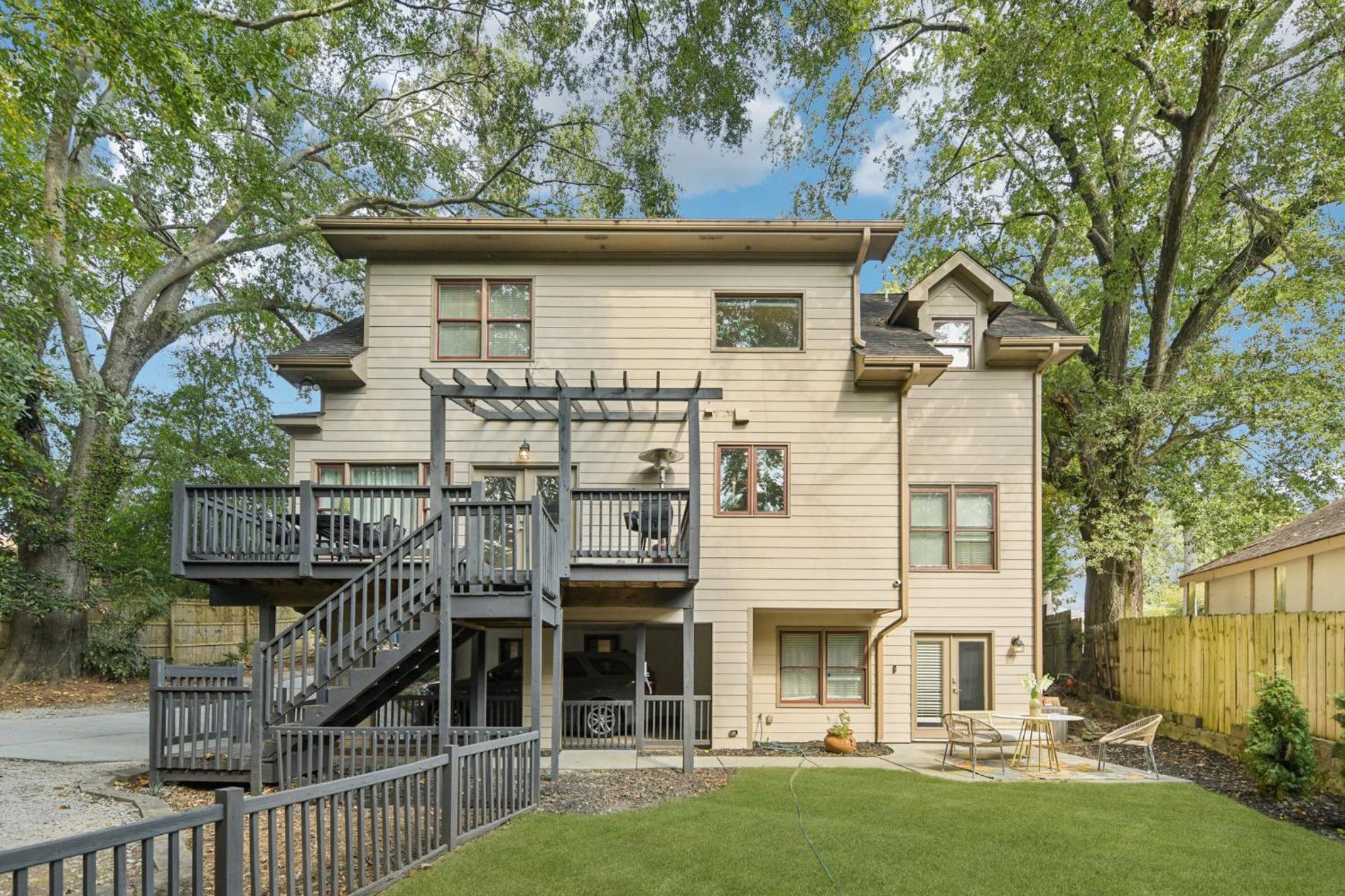 Luxurious Home with Inlaw suite in N Buckhead Brookhaven close to Downtown Atlanta